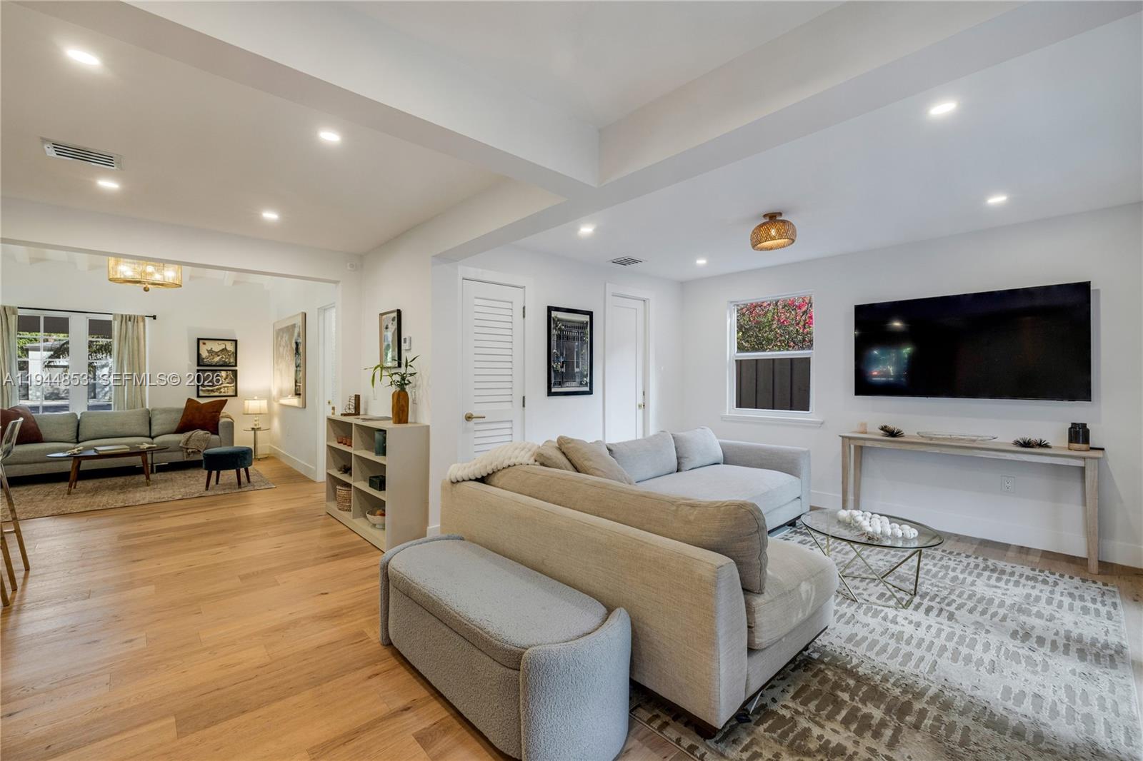 624 NE 71st St Miami, FL 33138