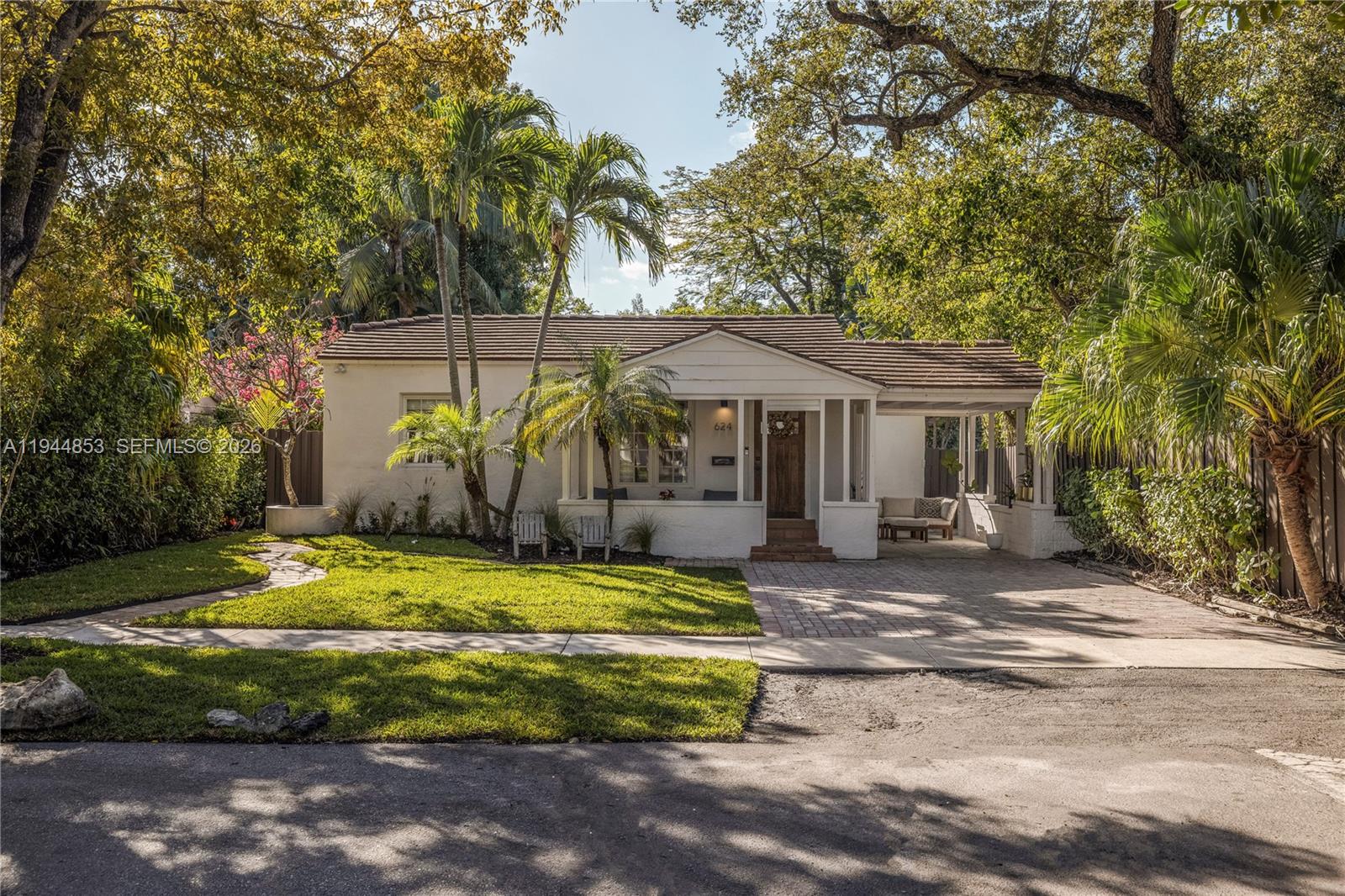 624 NE 71st St Miami, FL 33138