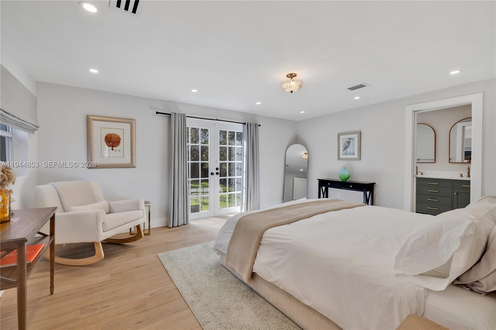 624 NE 71st St Miami, FL 33138