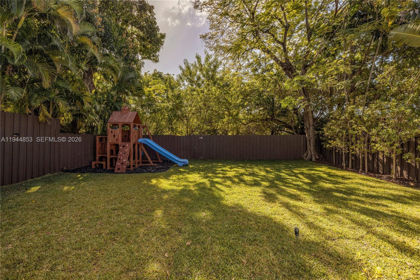 624 NE 71st St Miami, FL 33138