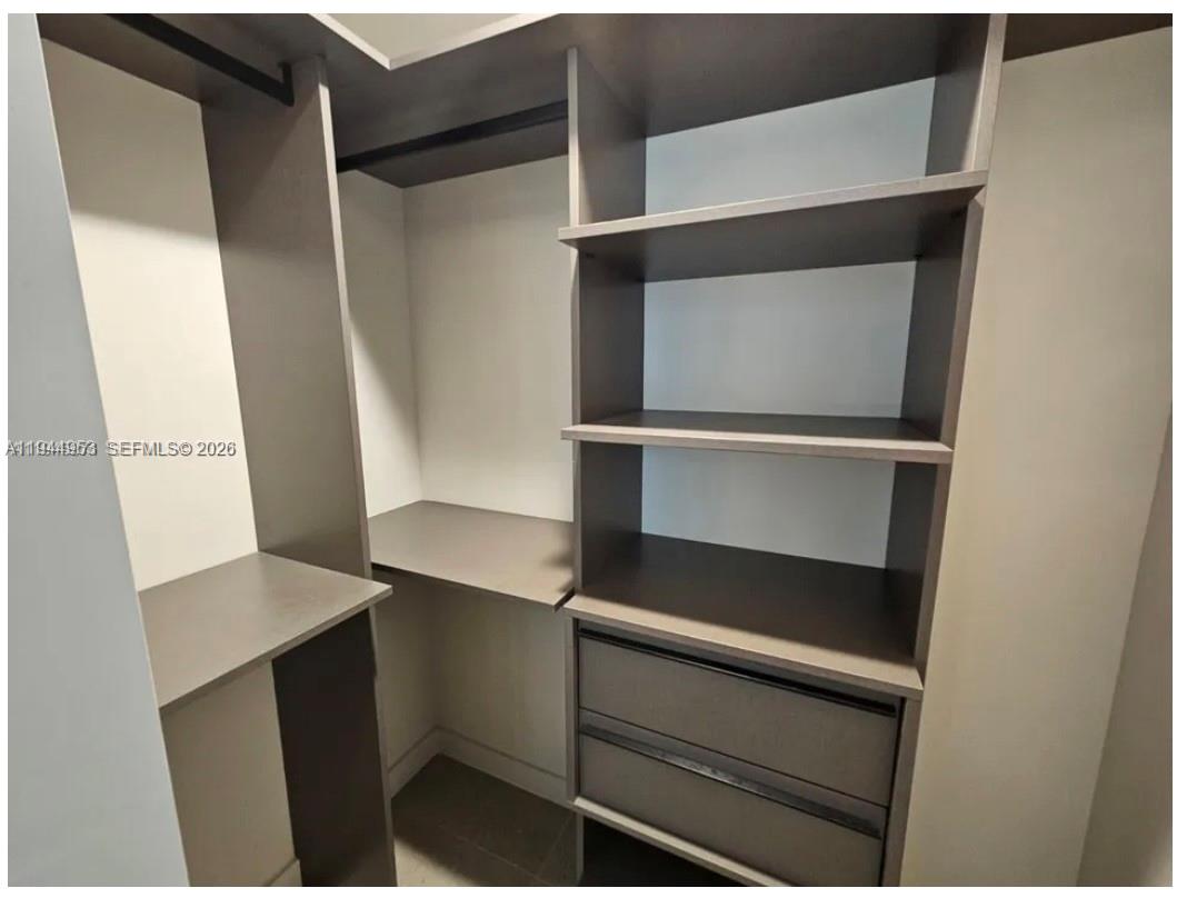 image The Crosby Miami Worldcenter9