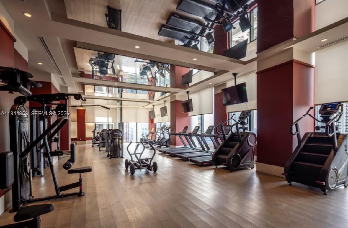 image The Crosby Miami Worldcenter4