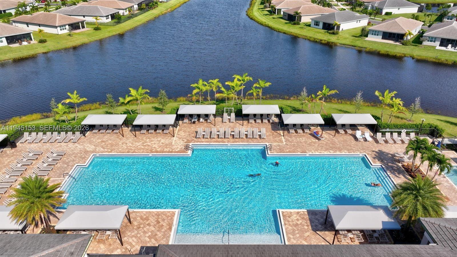 16724 SW Osprey Falls Way Port St Lucie, FL 34987