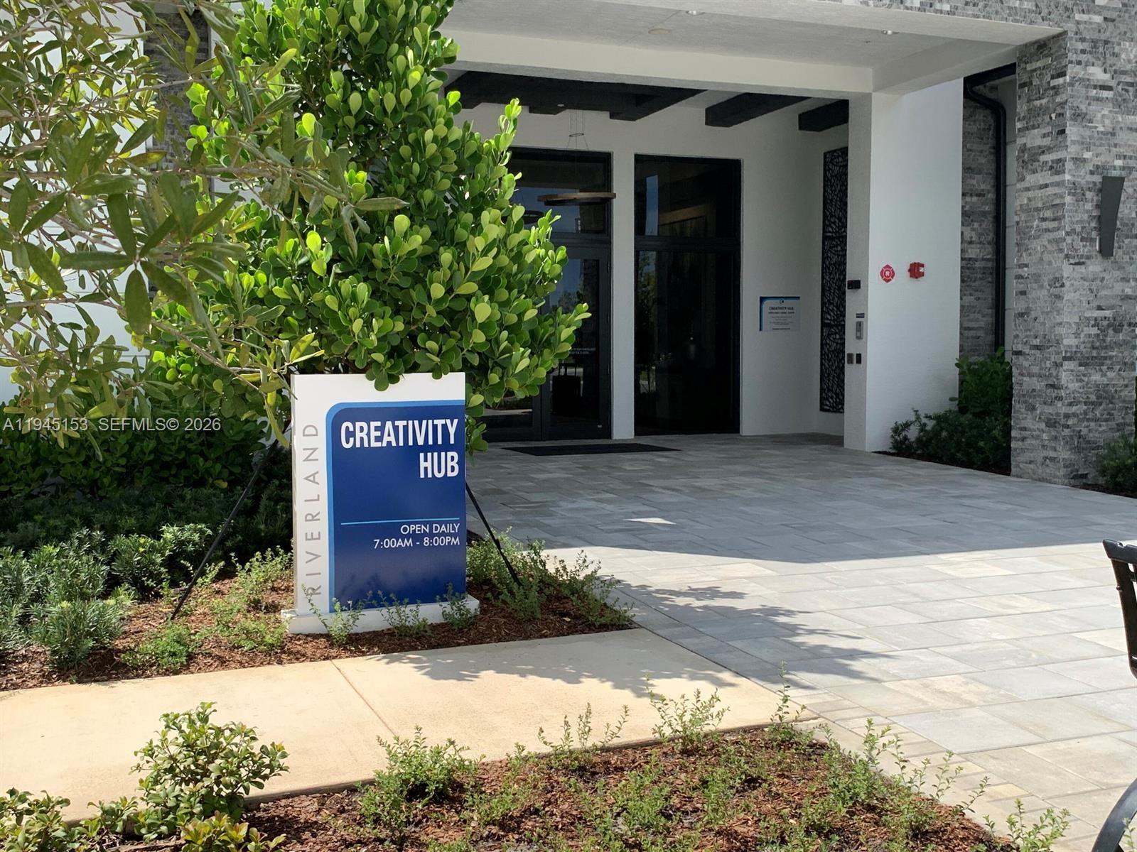 16724 SW Osprey Falls Way Port St Lucie, FL 34987