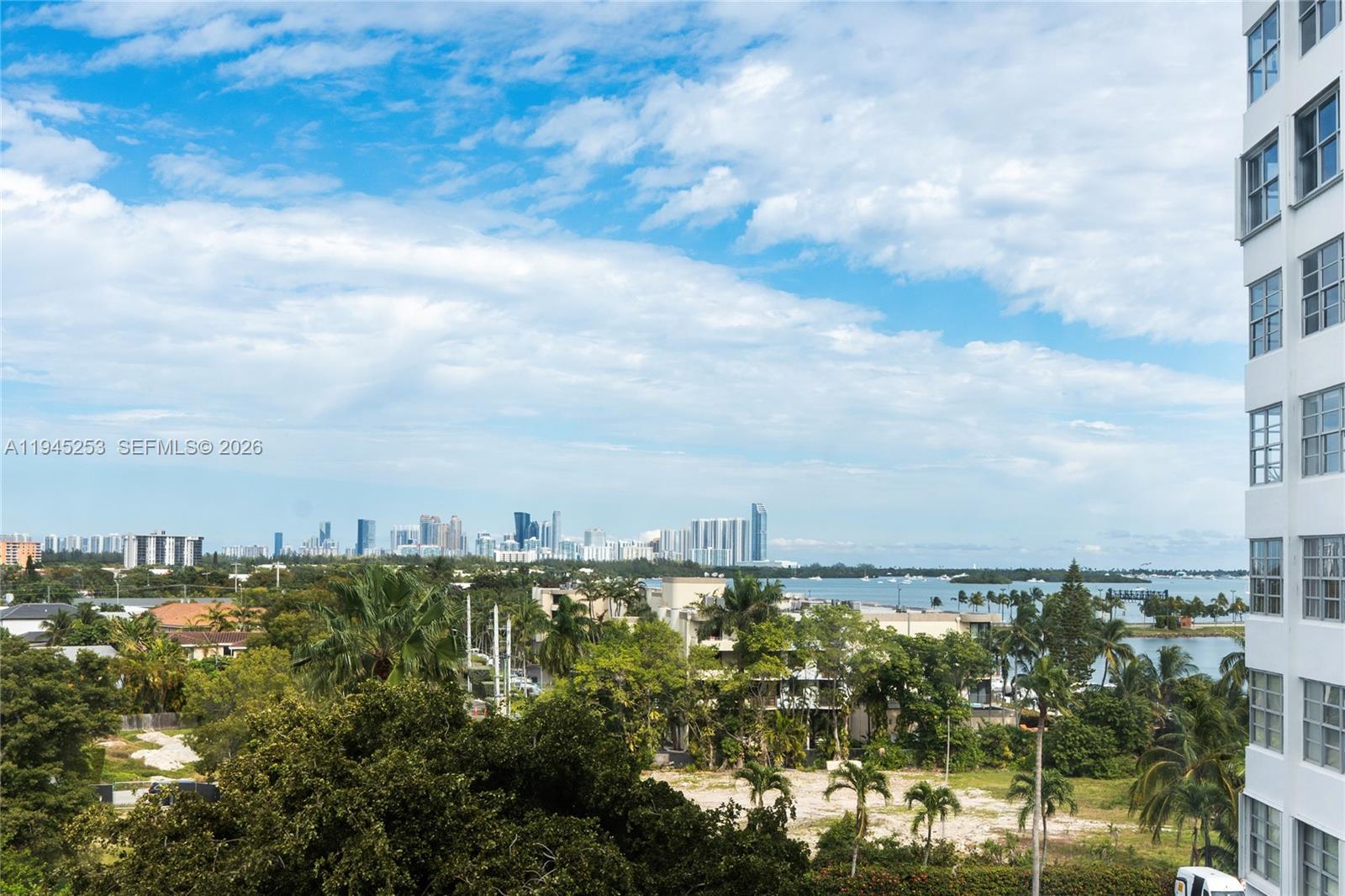 11930 N Bayshore Dr #609 North Miami, FL 33181