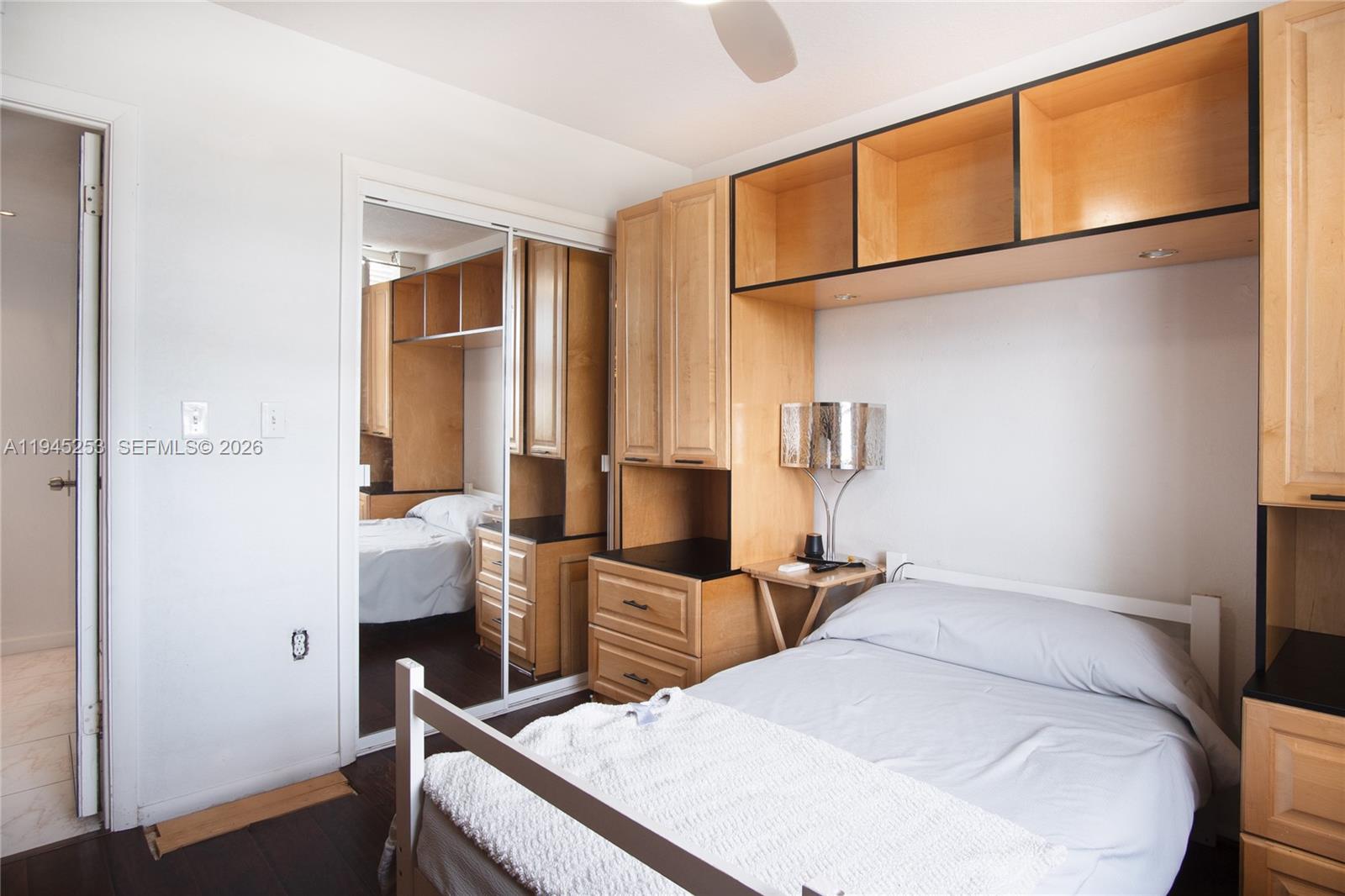 11930 N Bayshore Dr #609 North Miami, FL 33181