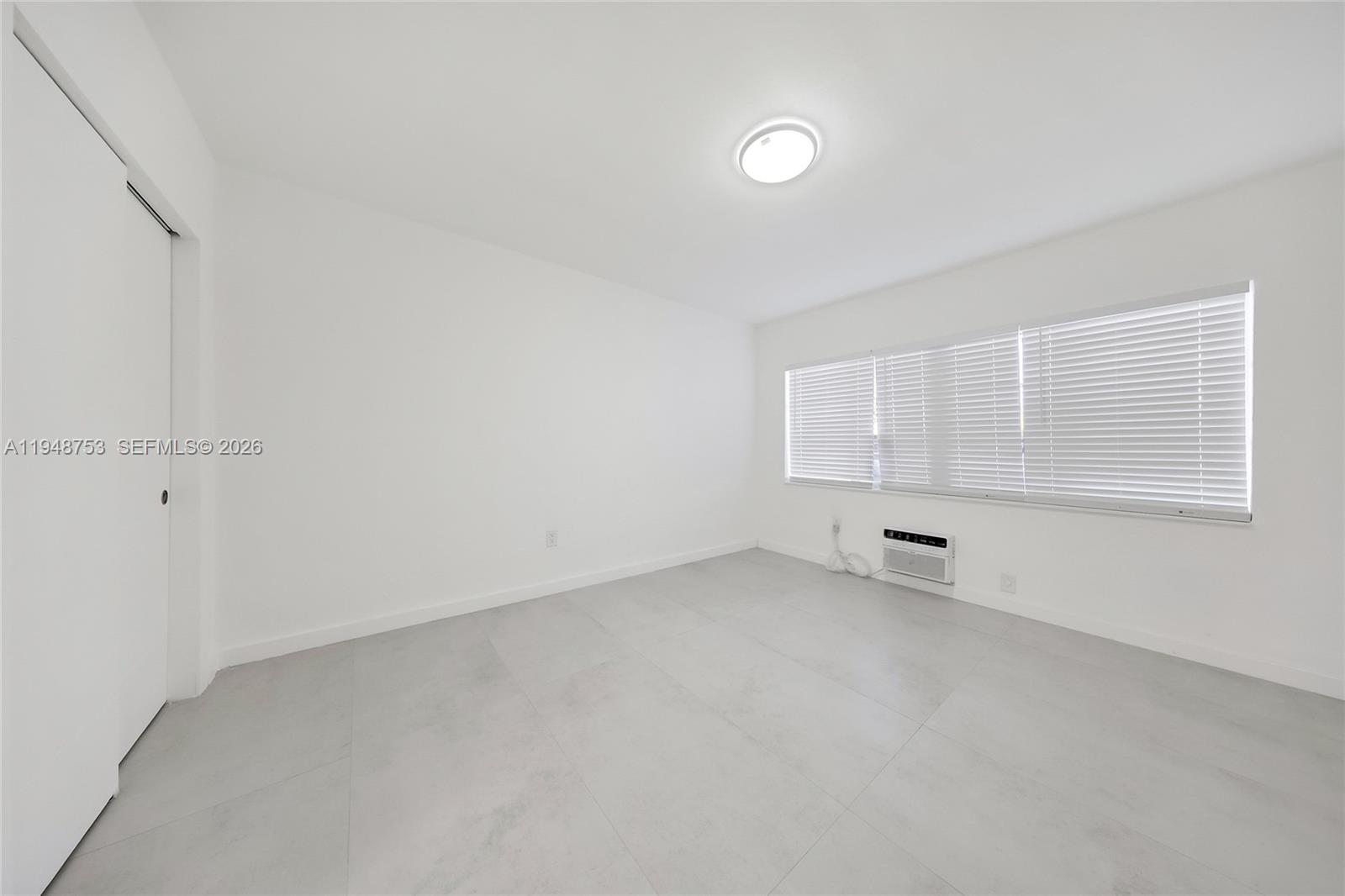 6930 Rue Versailles #10 Miami Beach, FL 33141