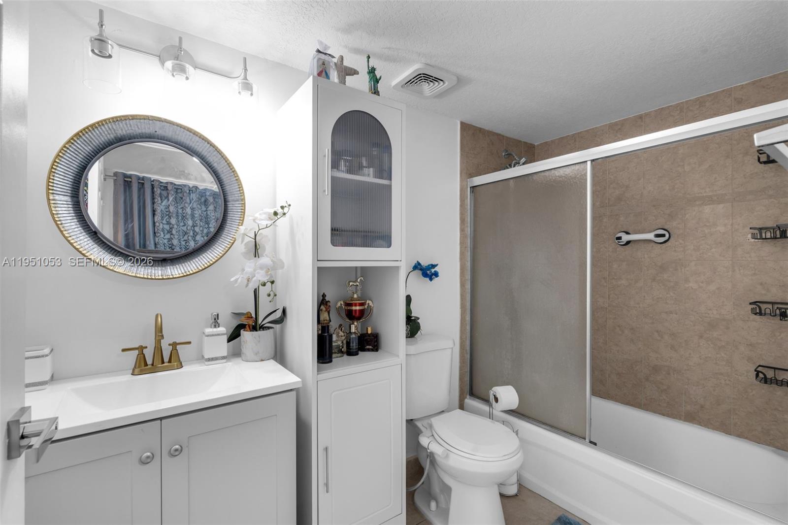 2647 NW 25th Ave #507 Miami, FL 33142