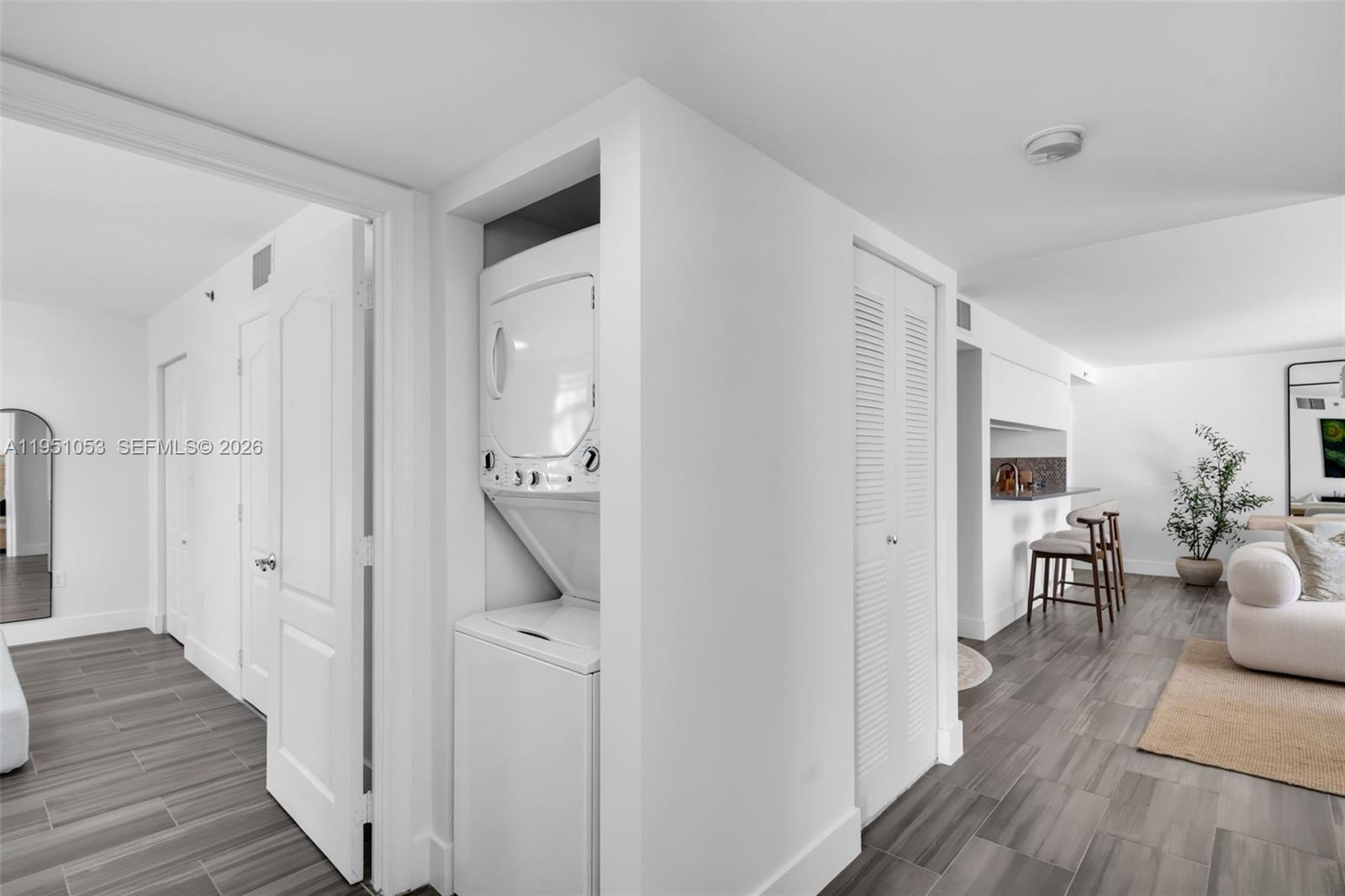 2647 NW 25th Ave #507 Miami, FL 33142