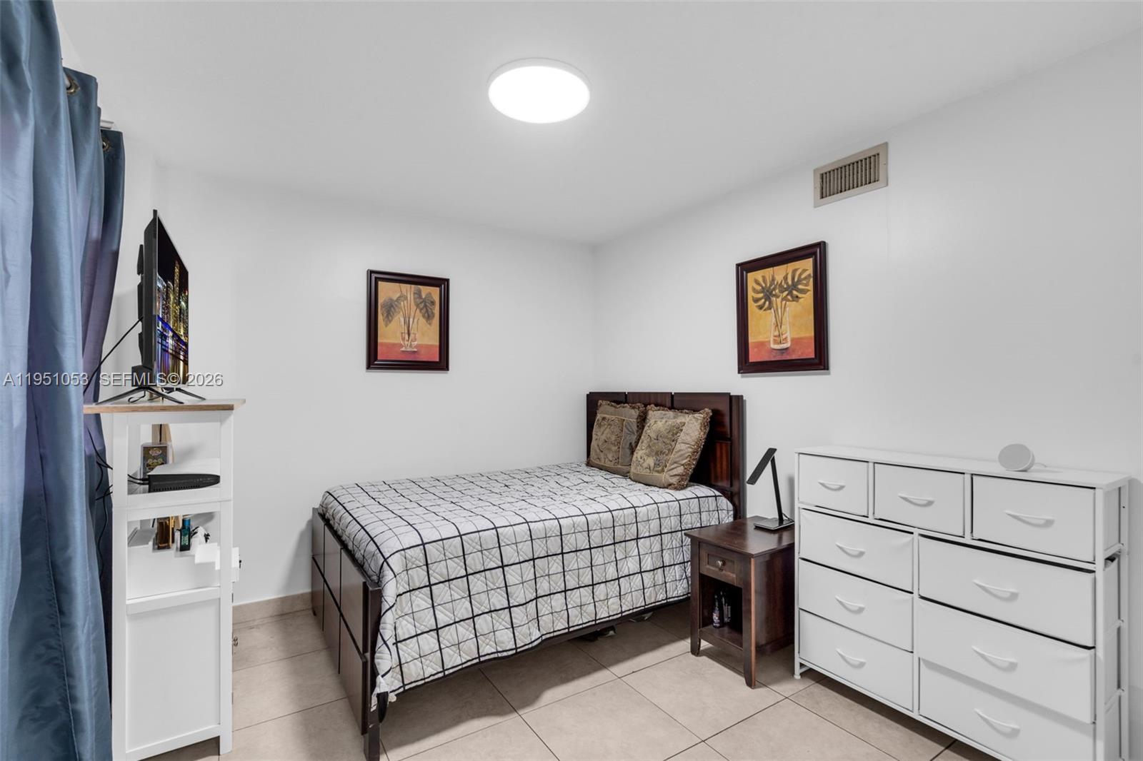 2647 NW 25th Ave #507 Miami, FL 33142