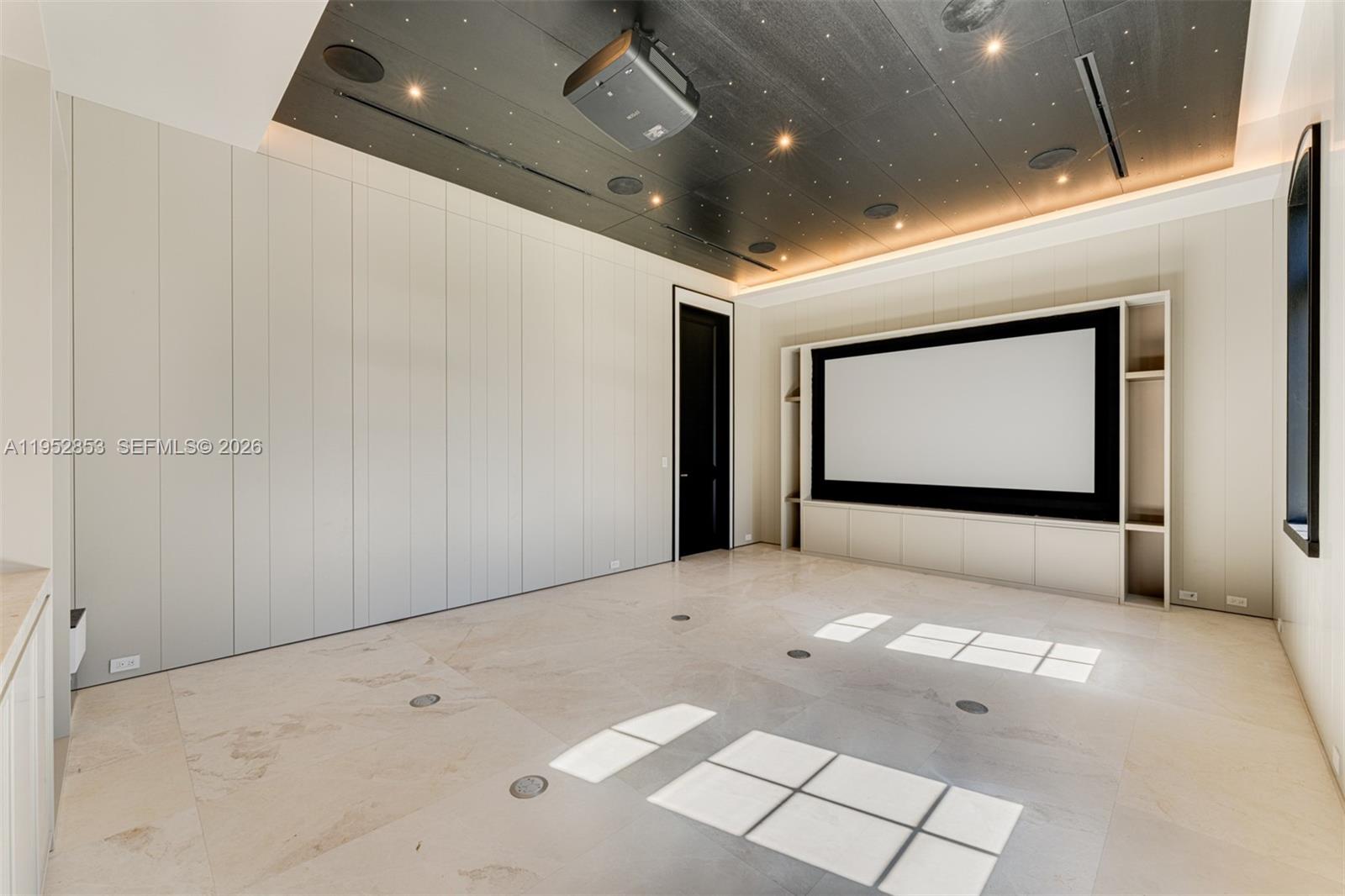 5901 SW 107th St Pinecrest, FL 33156