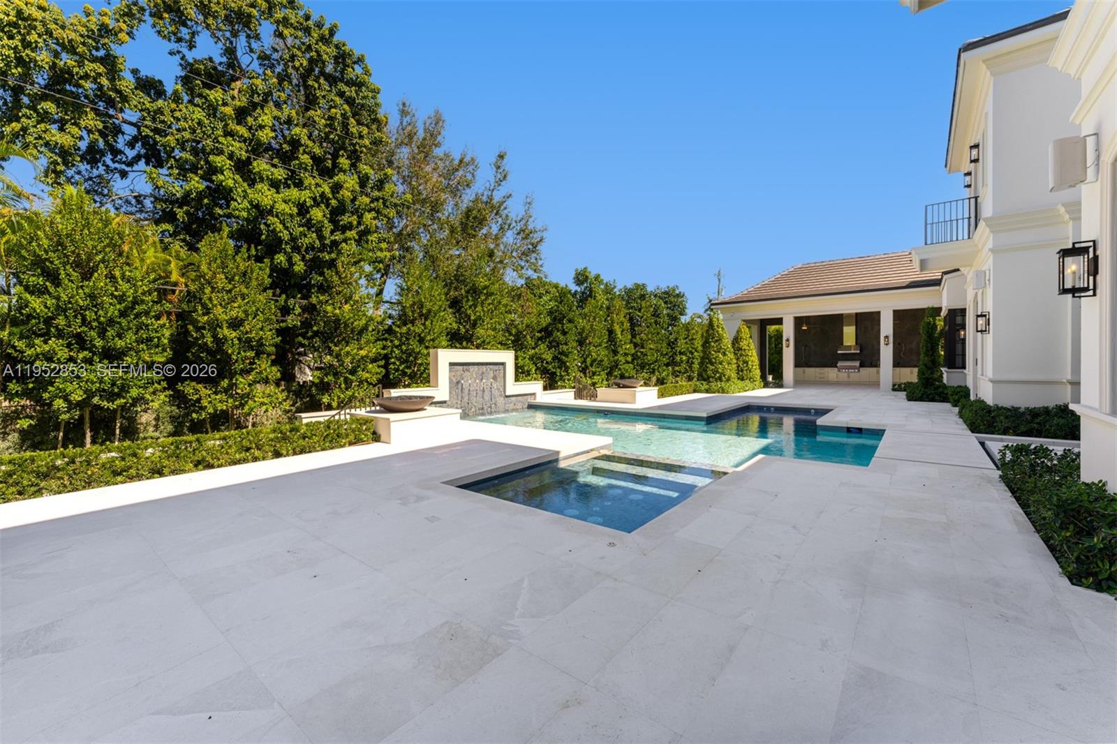 5901 SW 107th St Pinecrest, FL 33156