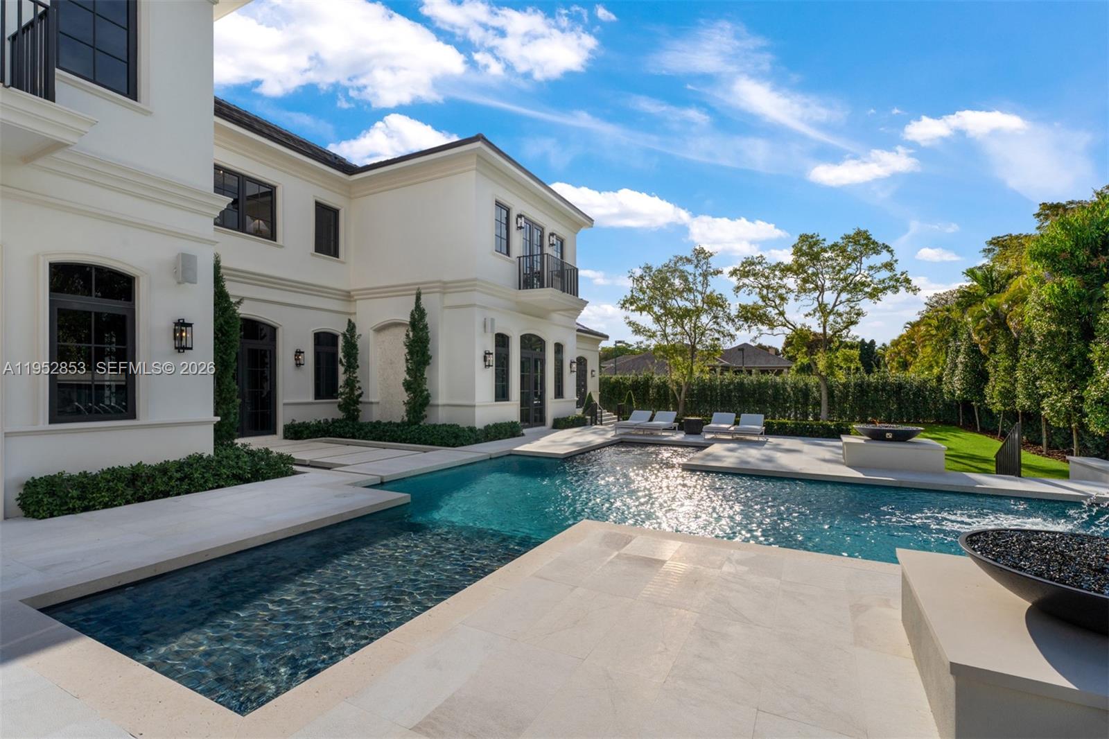 5901 SW 107th St Pinecrest, FL 33156