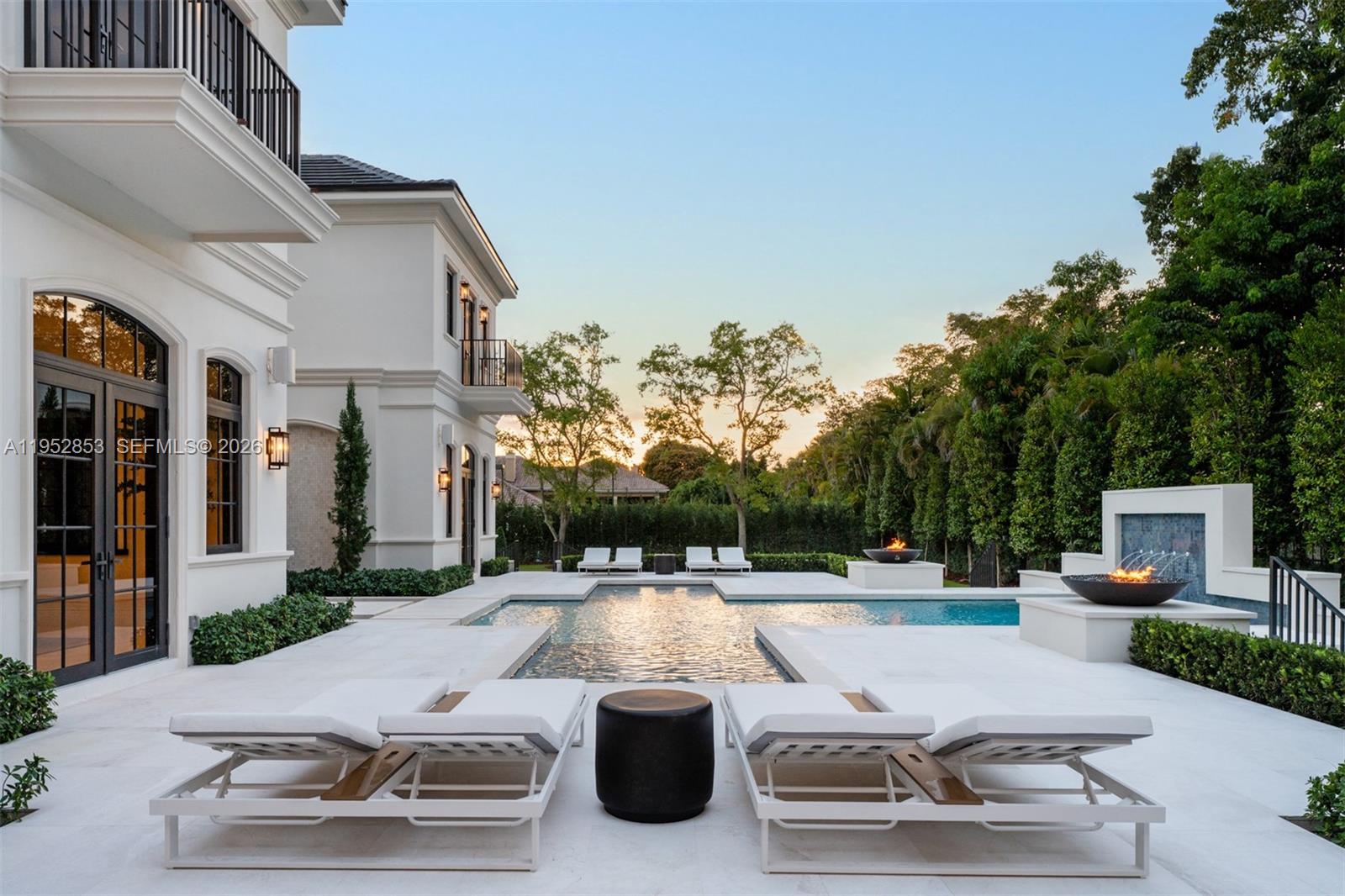 5901 SW 107th St Pinecrest, FL 33156