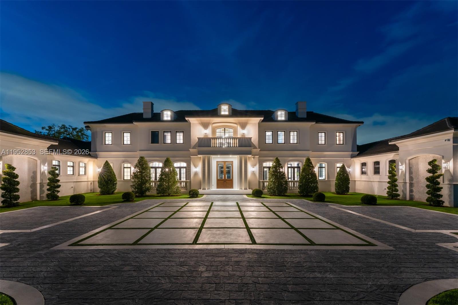 5901 SW 107th St Pinecrest, FL 33156