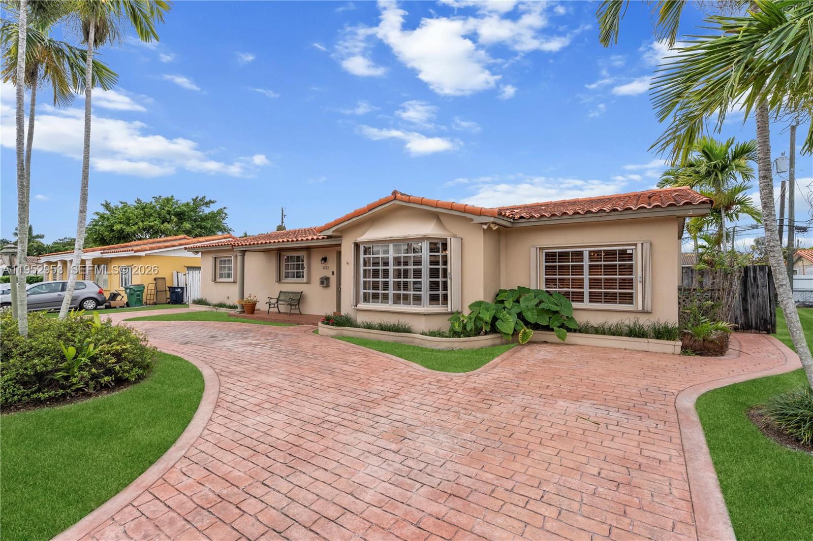 2232 SW 98th Pl Miami, FL 33165
