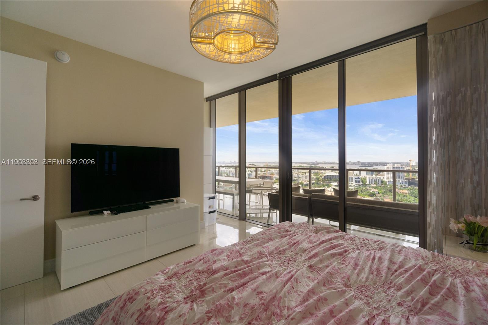 9705 Collins Ave #1905N Bal Harbour, FL 33154