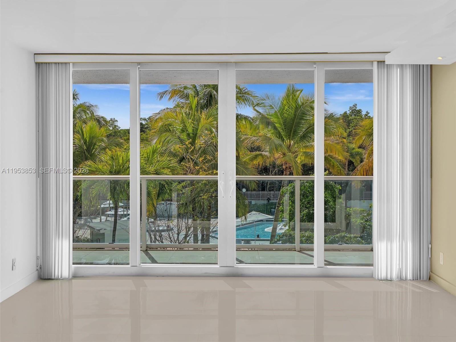 image Arlen House East12