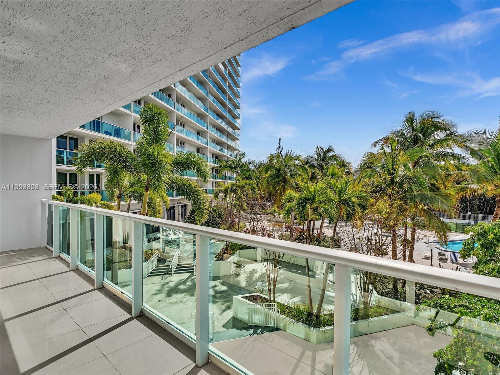 image Arlen House East20