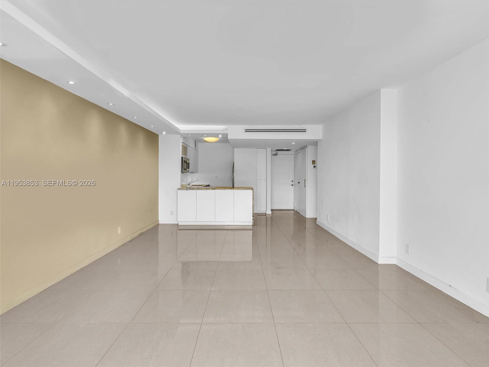 image Arlen House East25