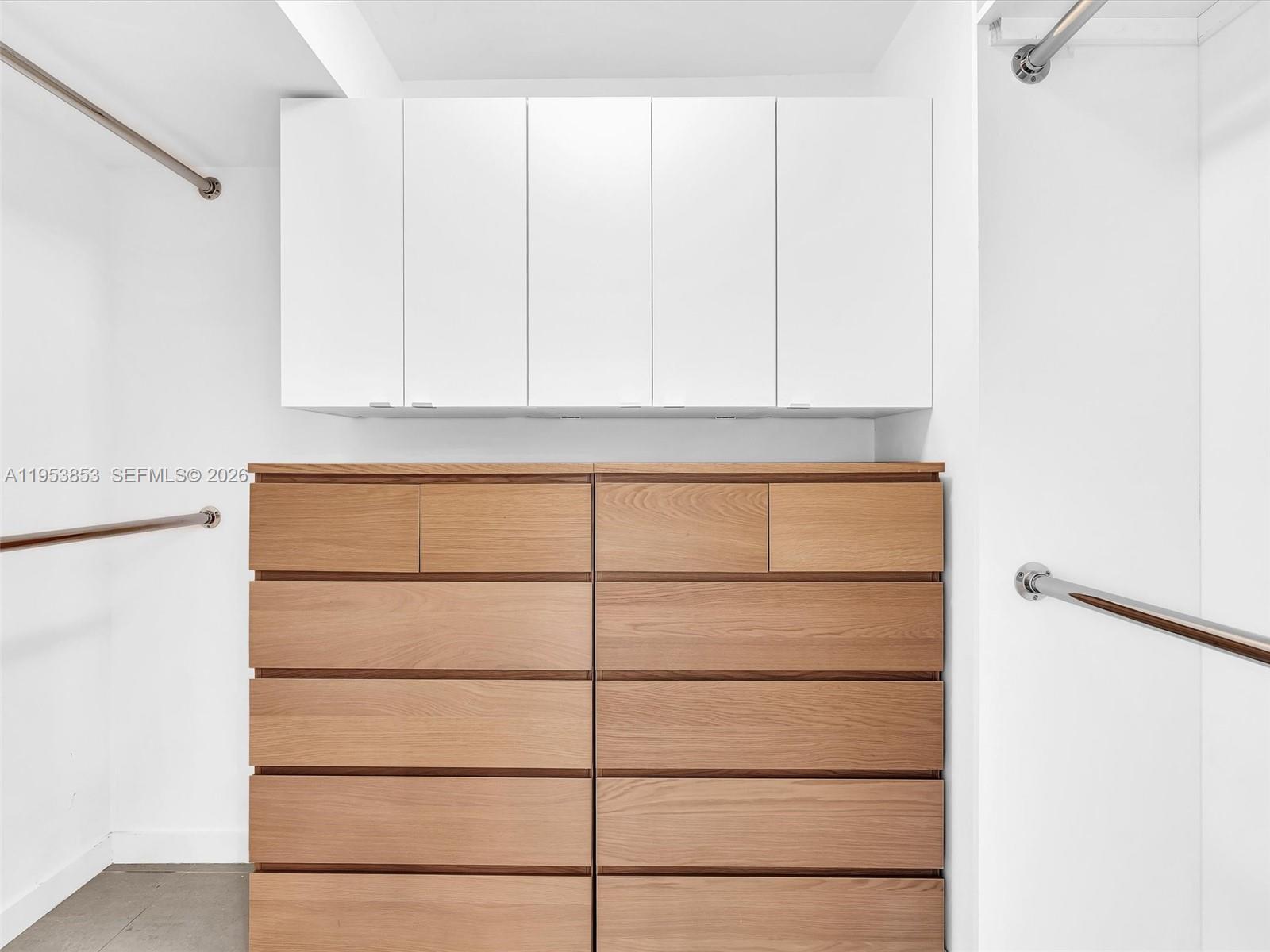 image Arlen House East35