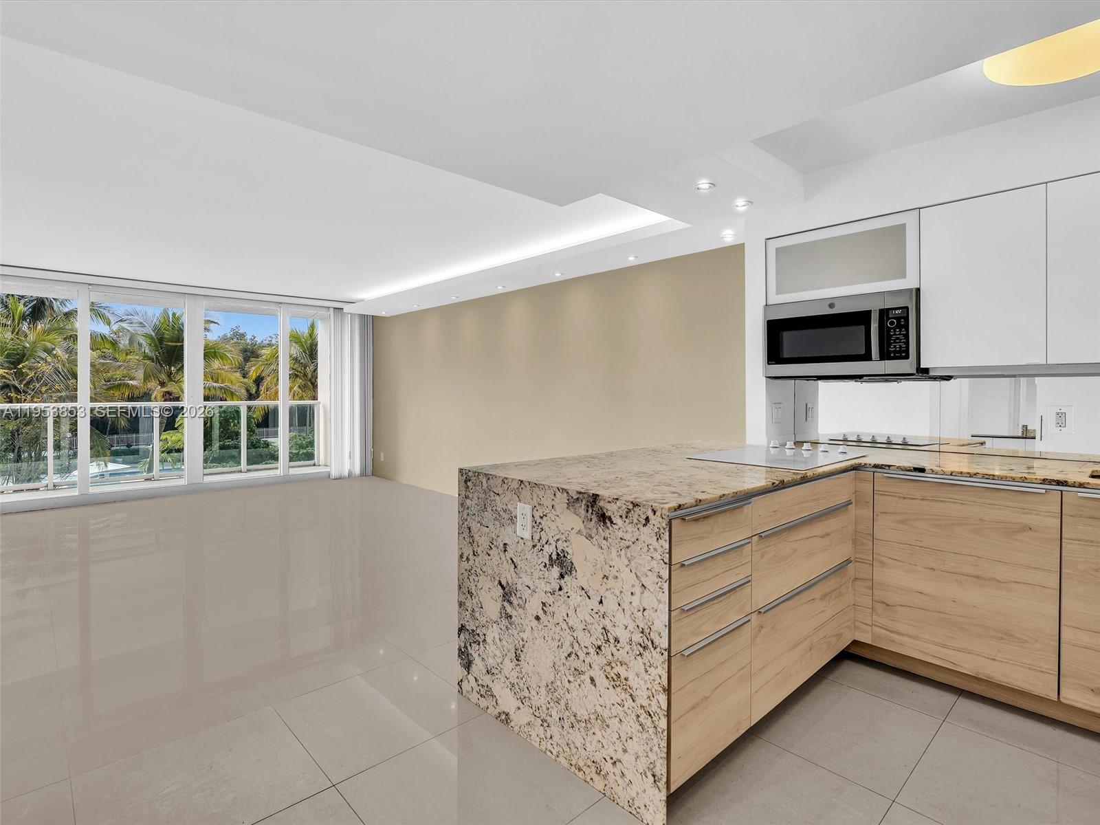 image Arlen House East4