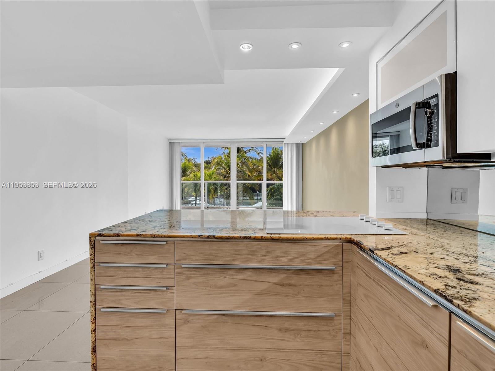 image Arlen House East7