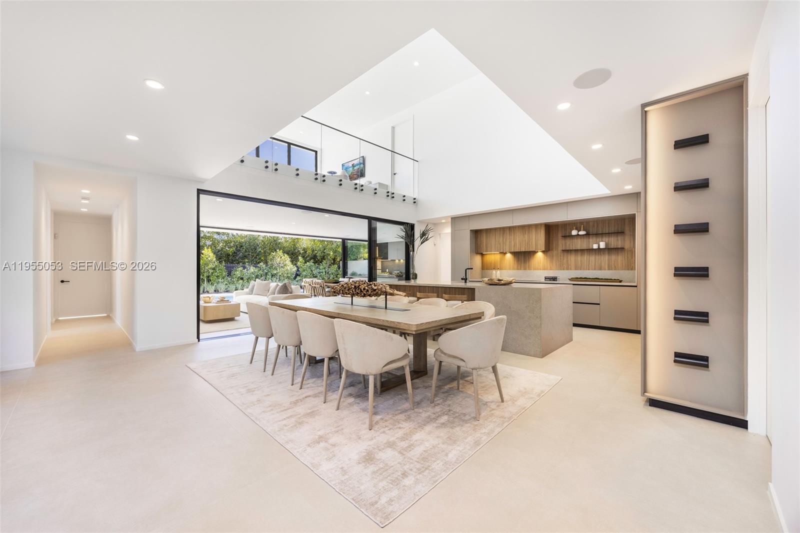 30 Samana Dr Coconut Grove, FL 33133