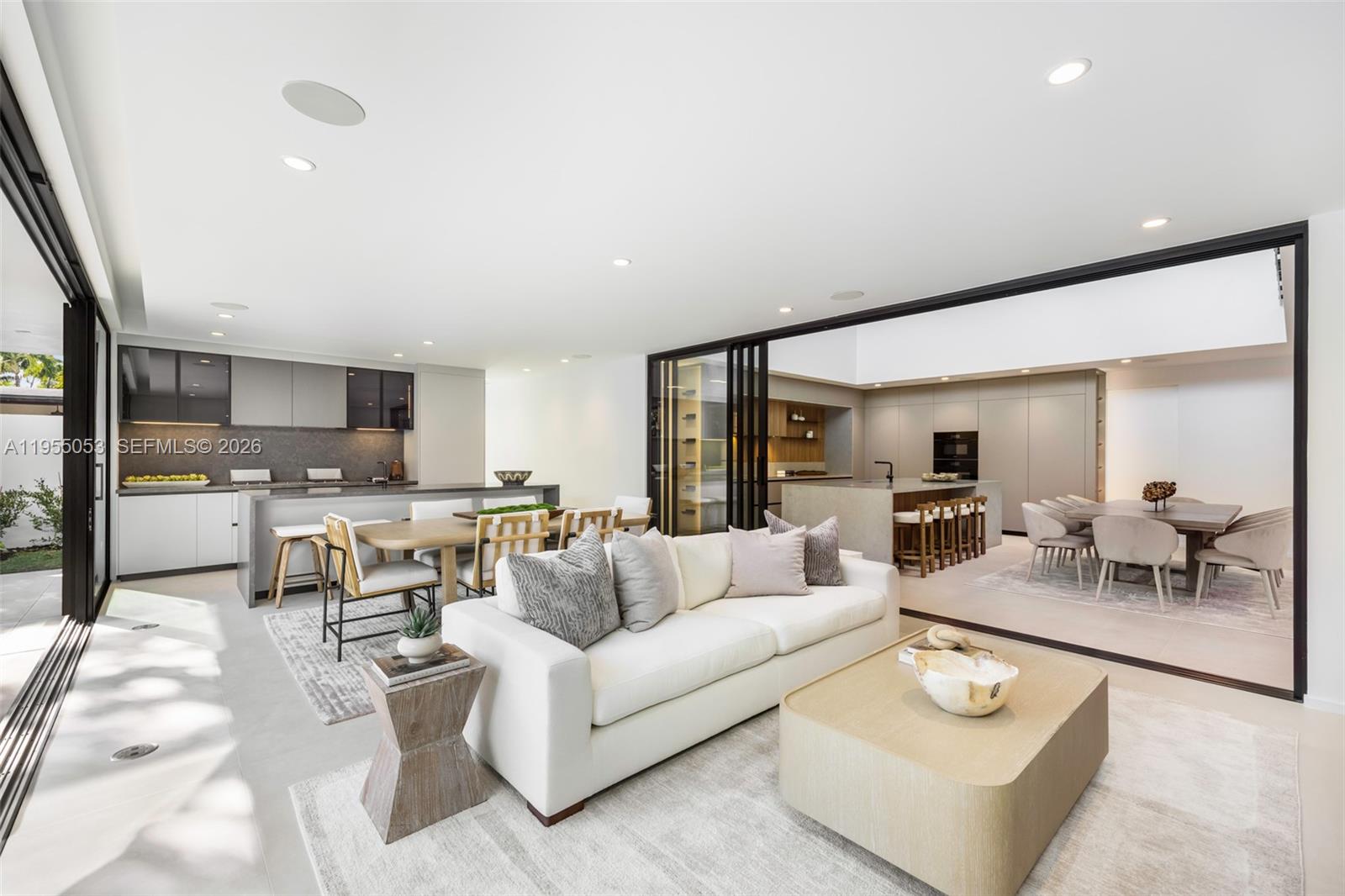 30 Samana Dr Coconut Grove, FL 33133