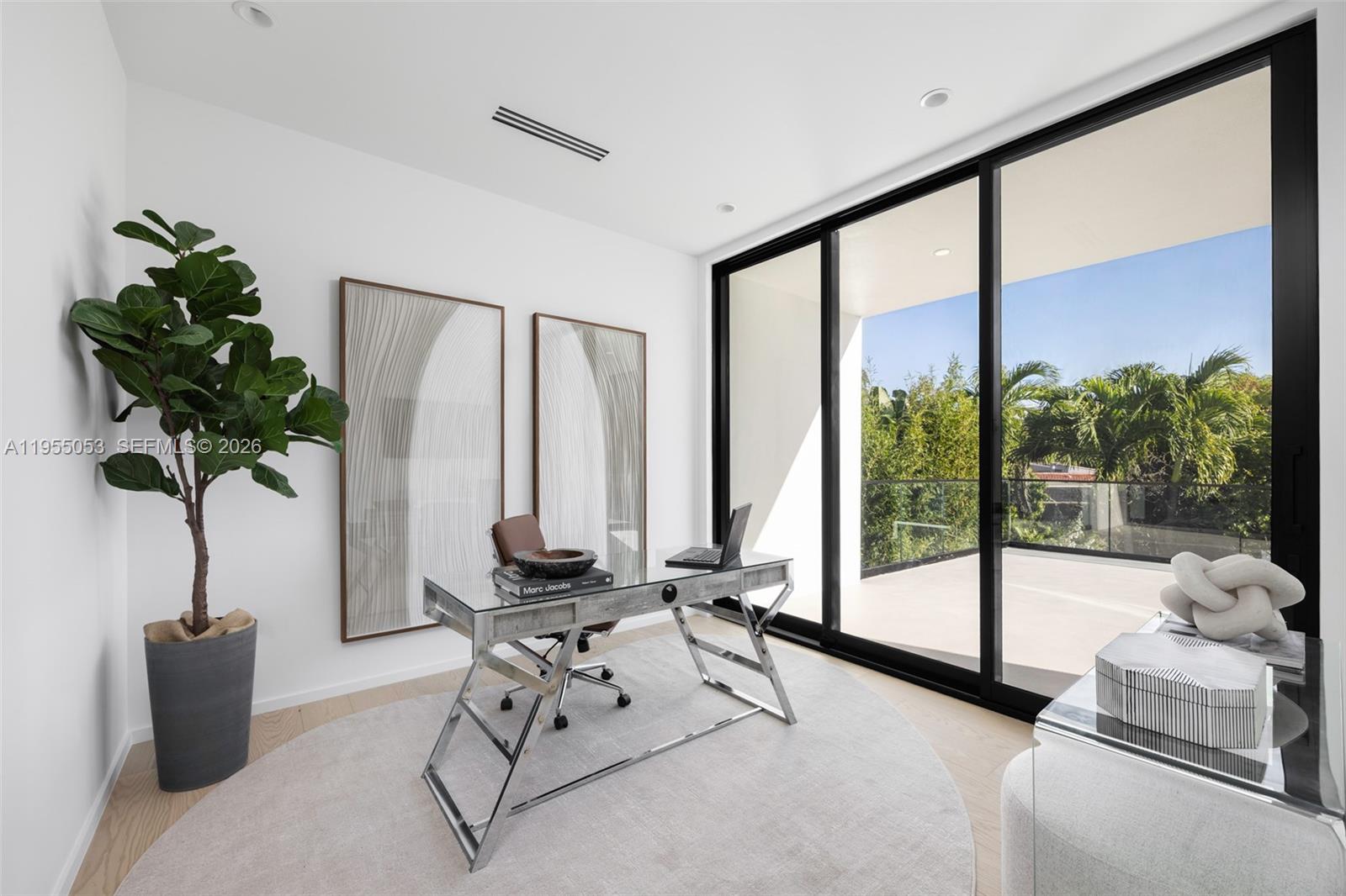 30 Samana Dr Coconut Grove, FL 33133