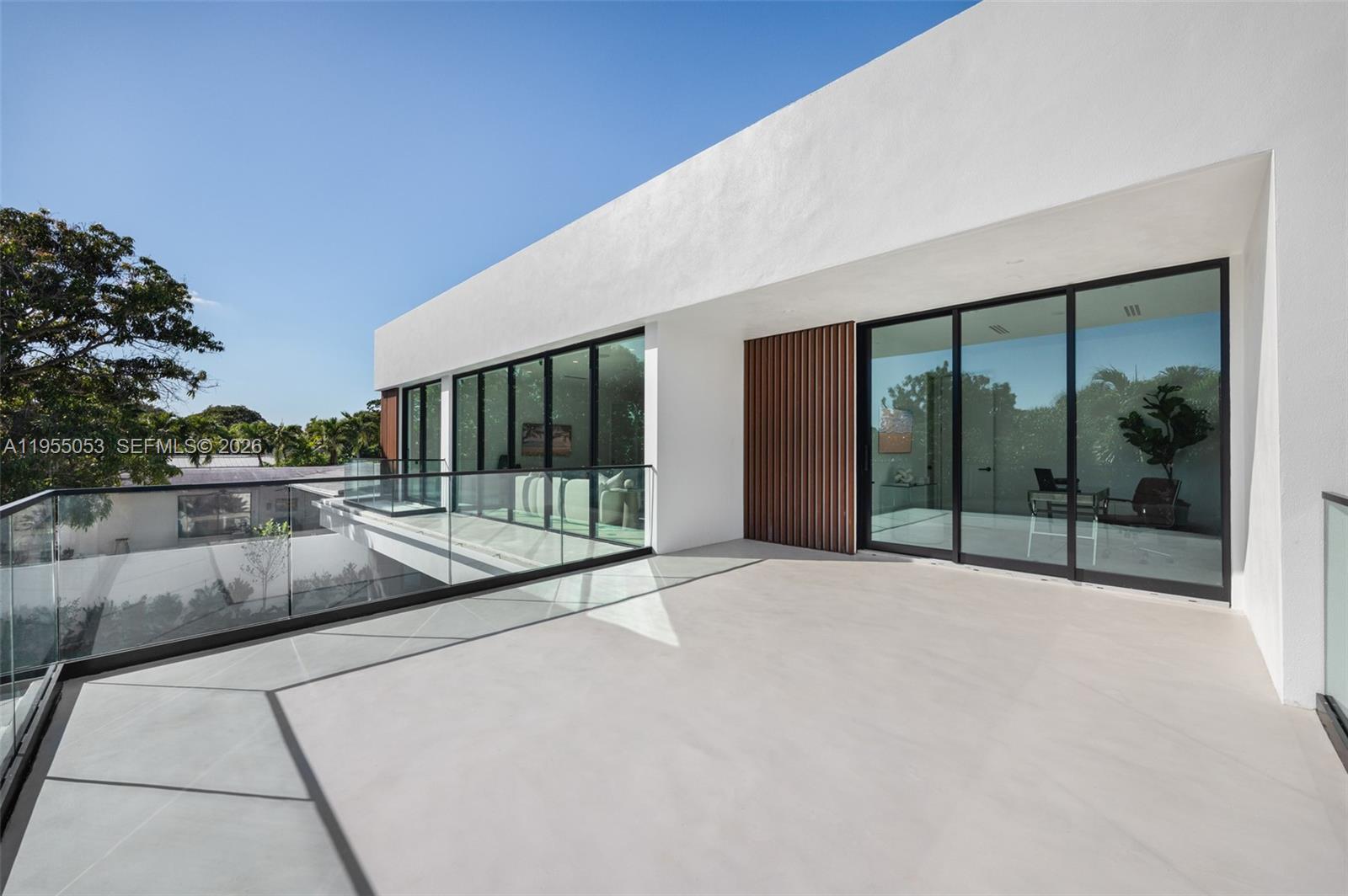 30 Samana Dr Coconut Grove, FL 33133