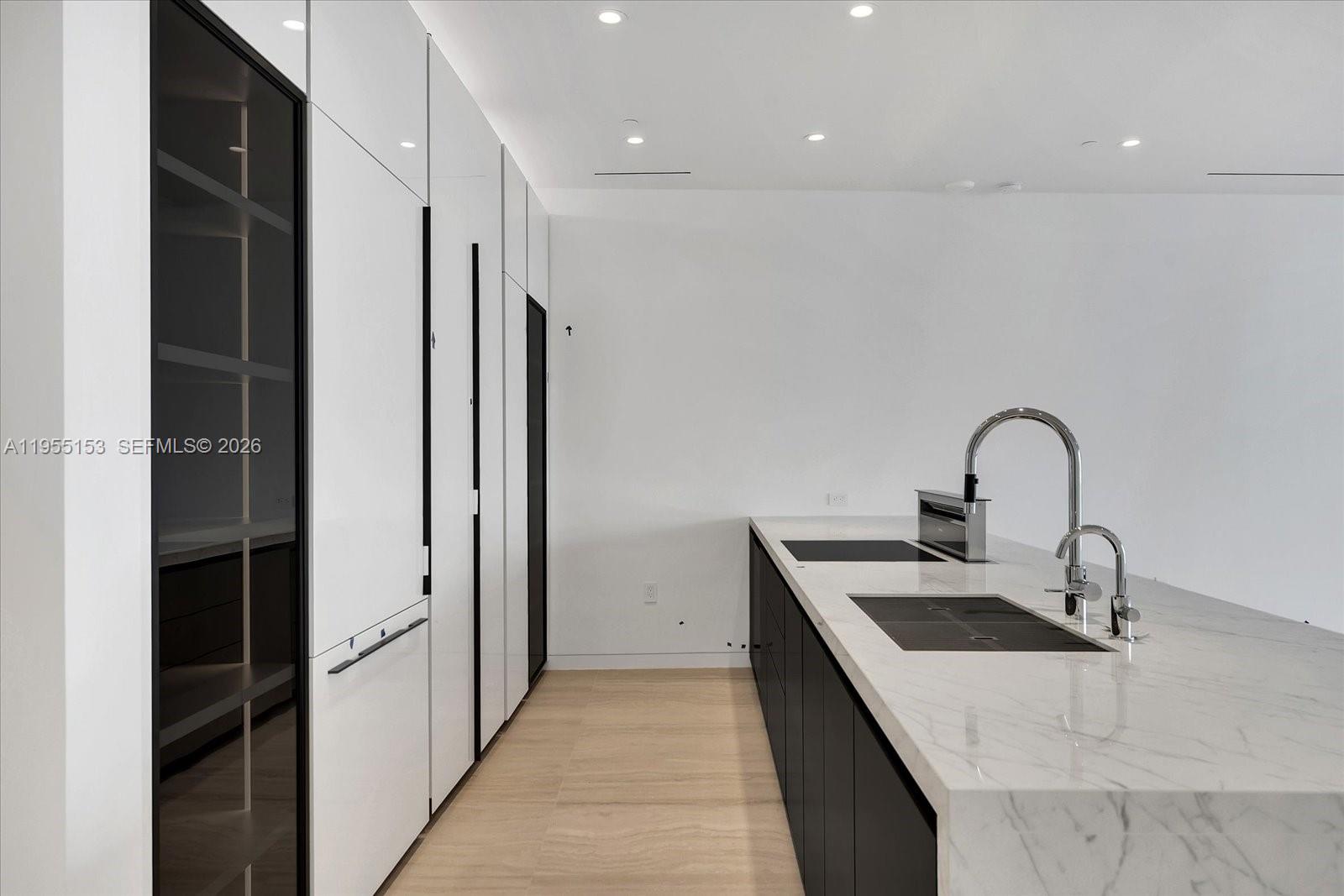 5 Grove Isle #L305 Coconut Grove, FL 33133