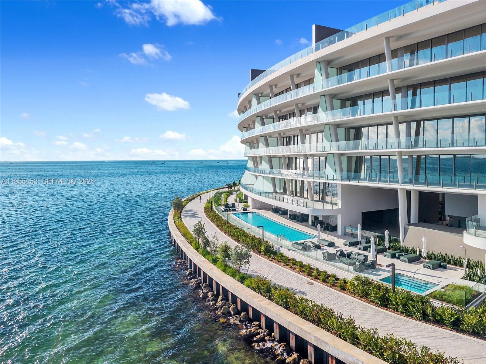 5 Grove Isle #L305 Coconut Grove, FL 33133