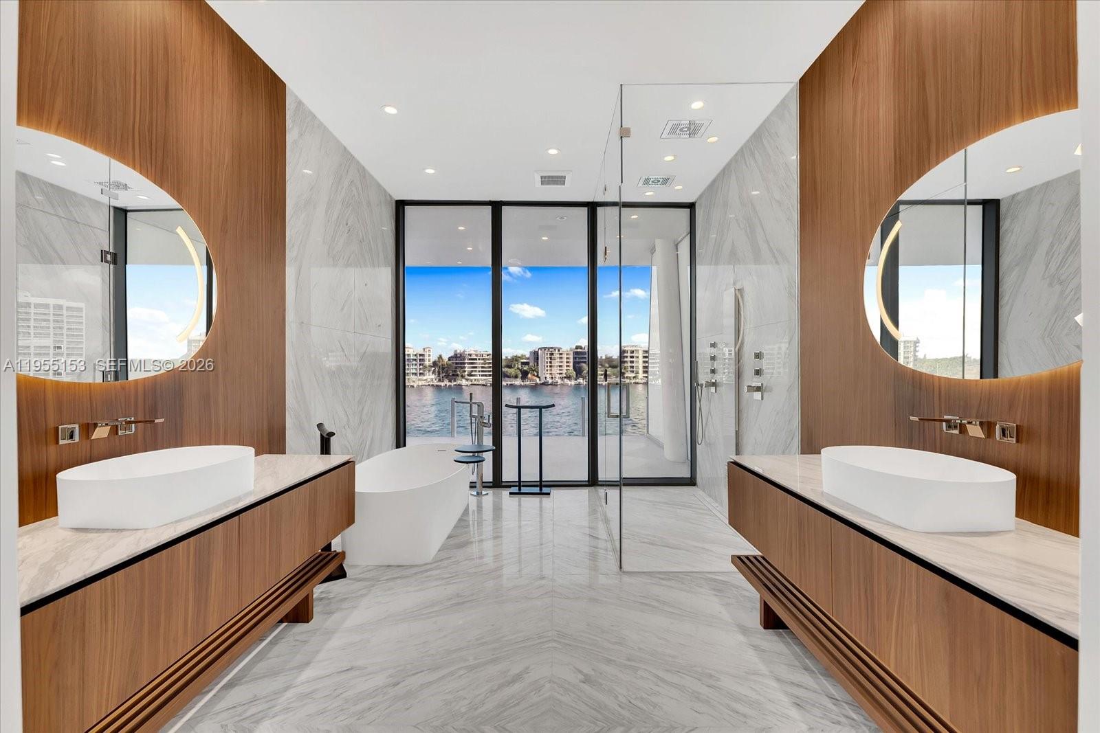 5 Grove Isle #L305 Coconut Grove, FL 33133