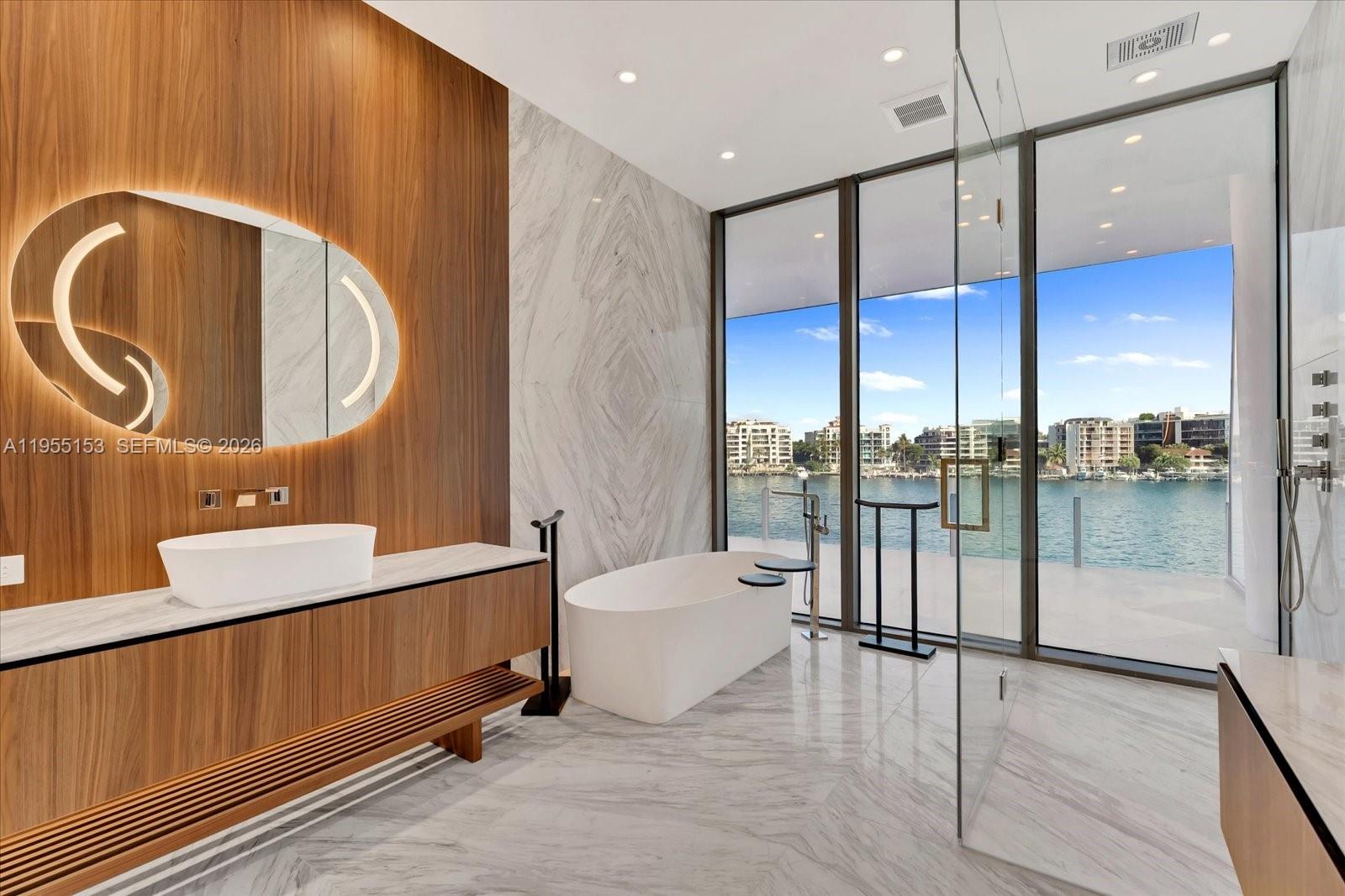 5 Grove Isle #L305 Coconut Grove, FL 33133