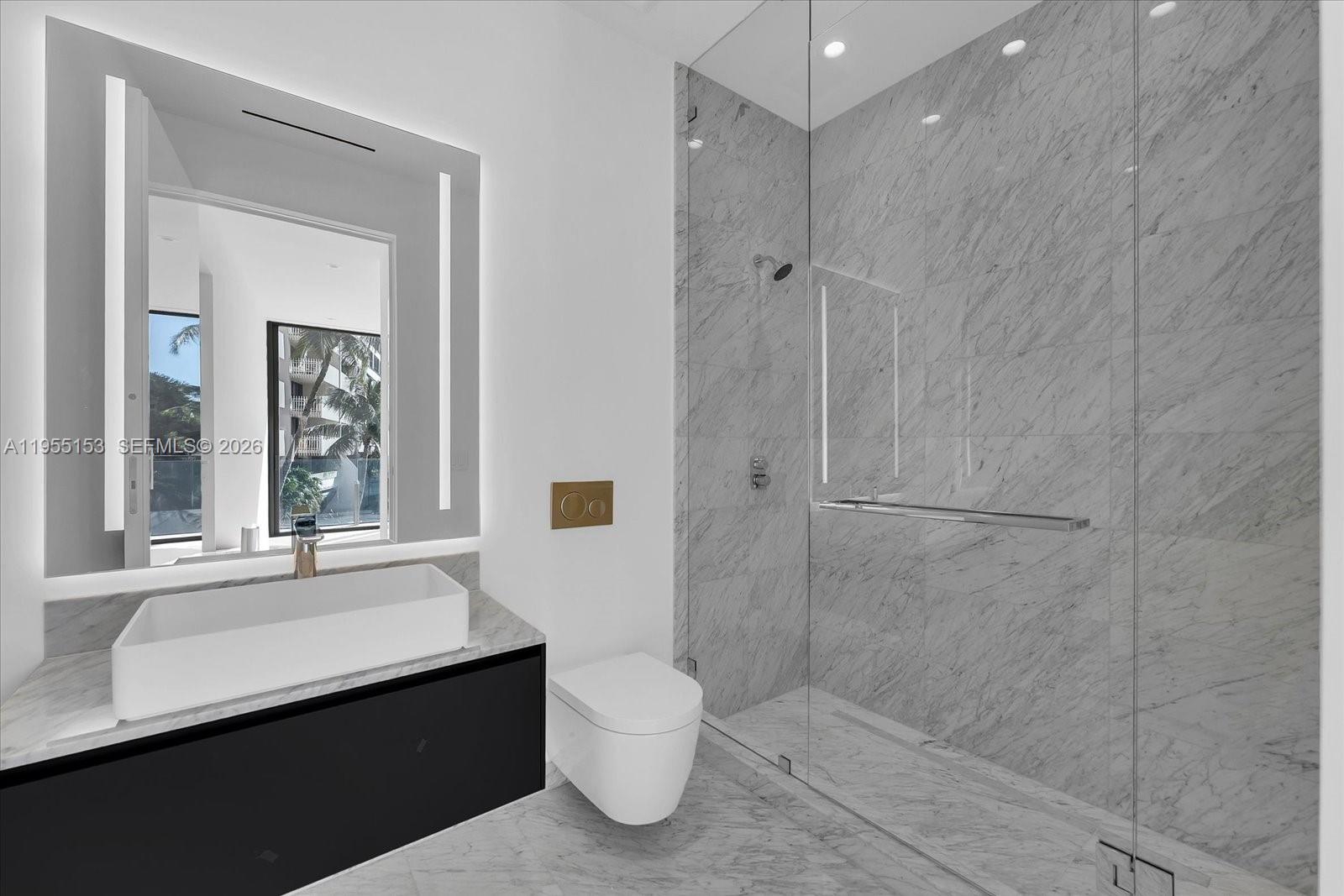 5 Grove Isle #L305 Coconut Grove, FL 33133