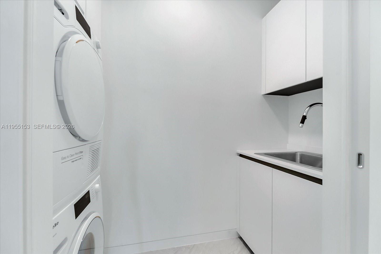 5 Grove Isle #L305 Coconut Grove, FL 33133