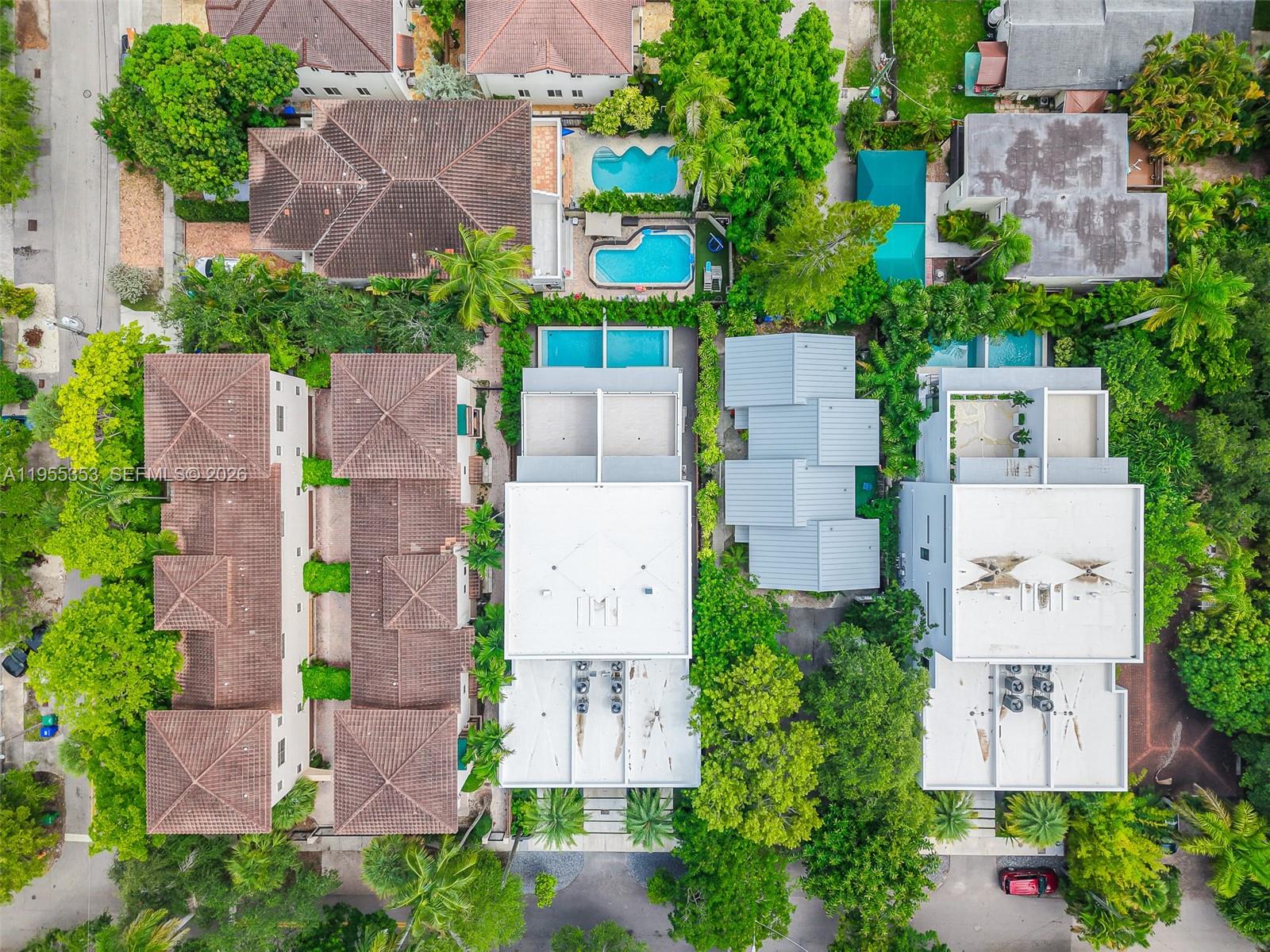 2822 Coconut #2822 Miami, FL 33133