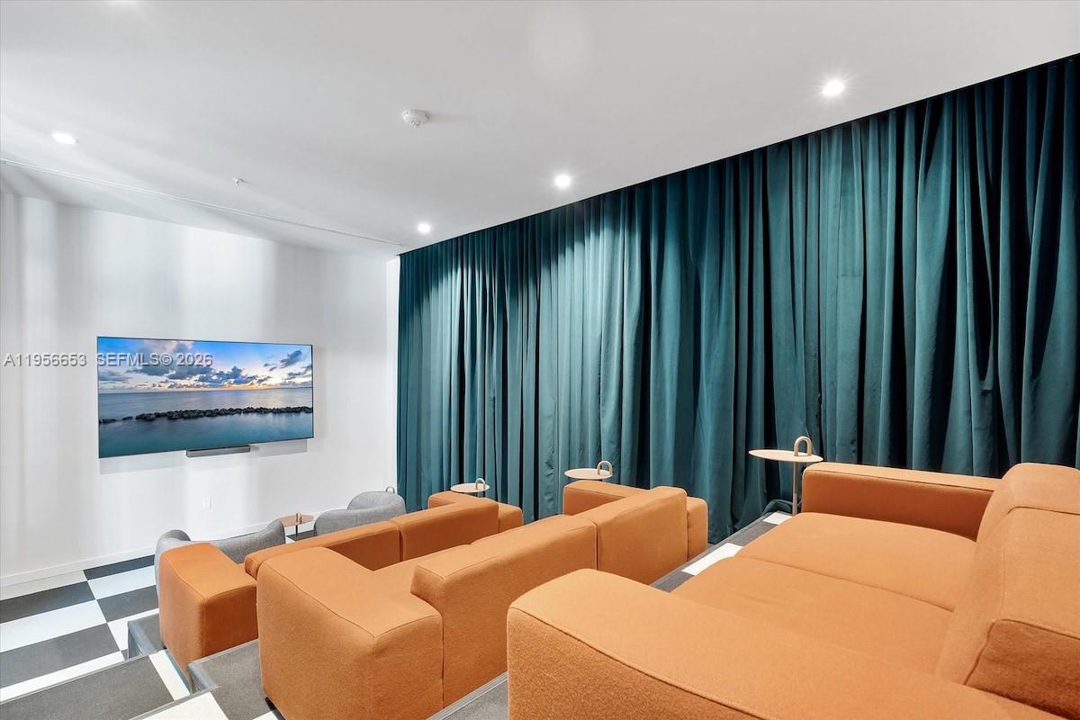 image The Crosby Miami Worldcenter33