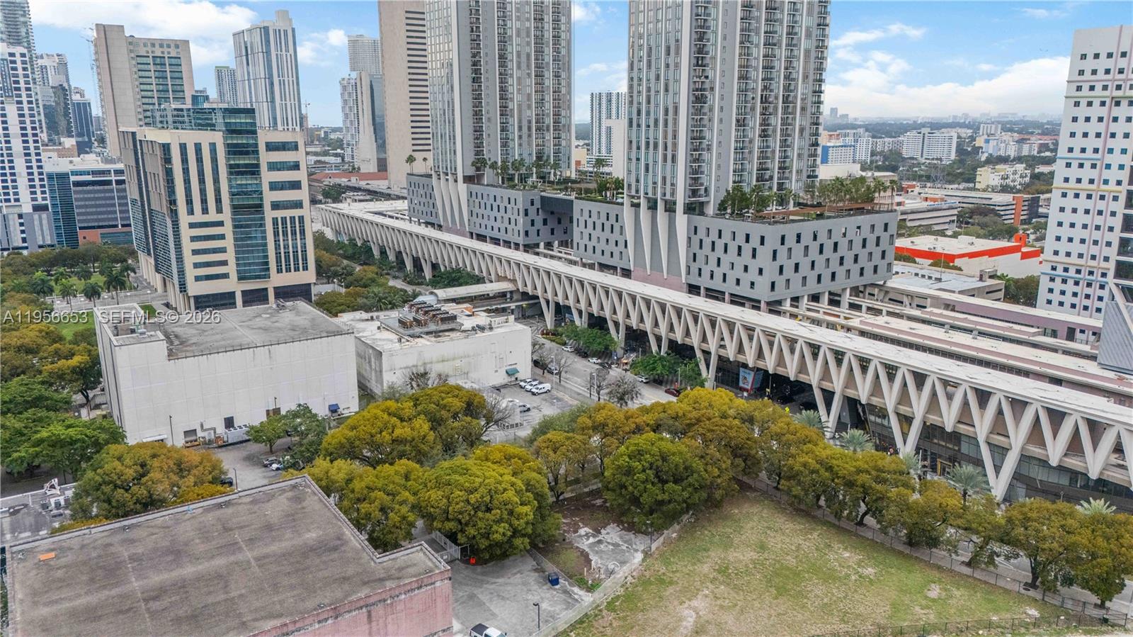 image The Crosby Miami Worldcenter42