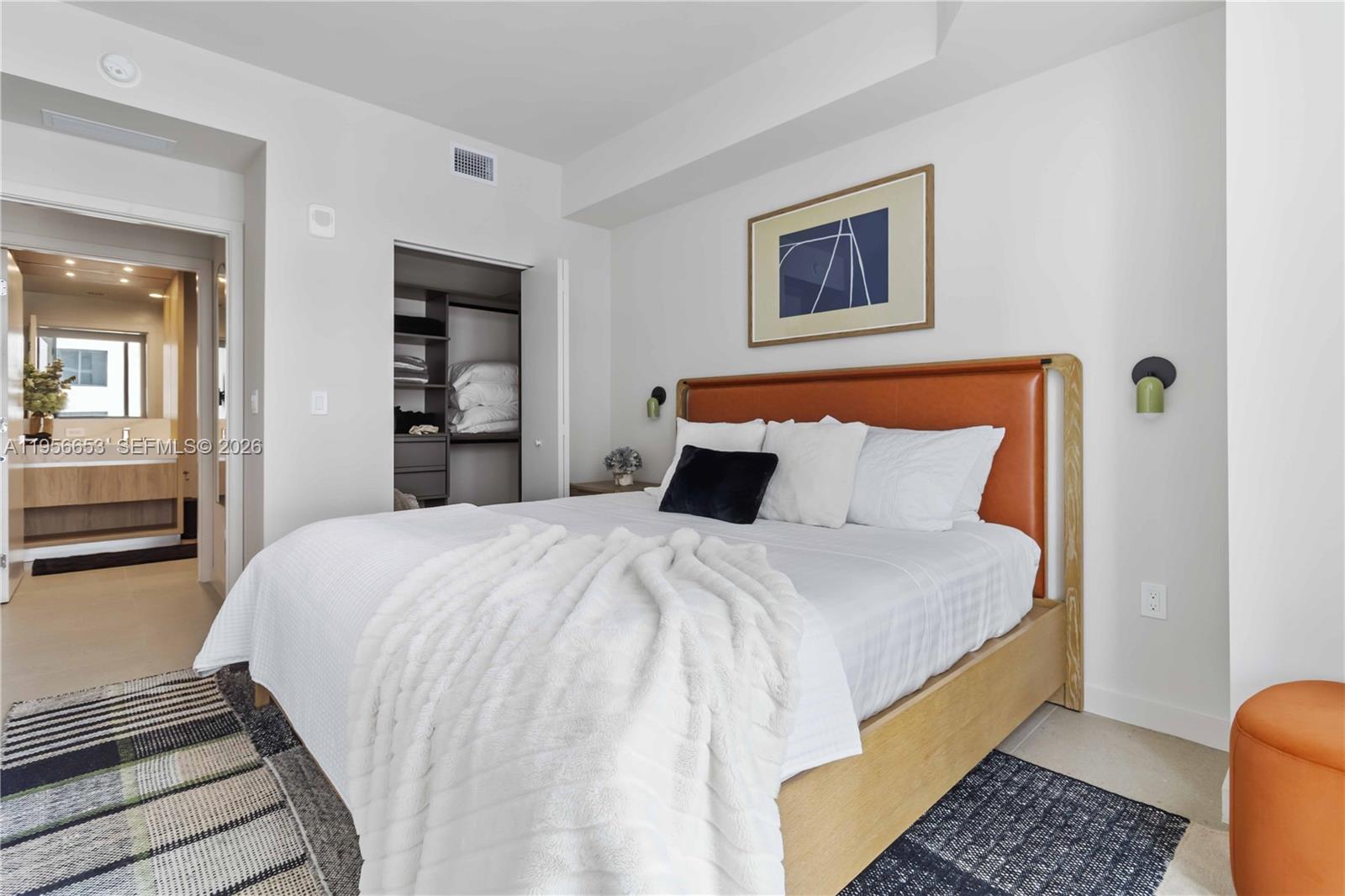 image The Crosby Miami Worldcenter6