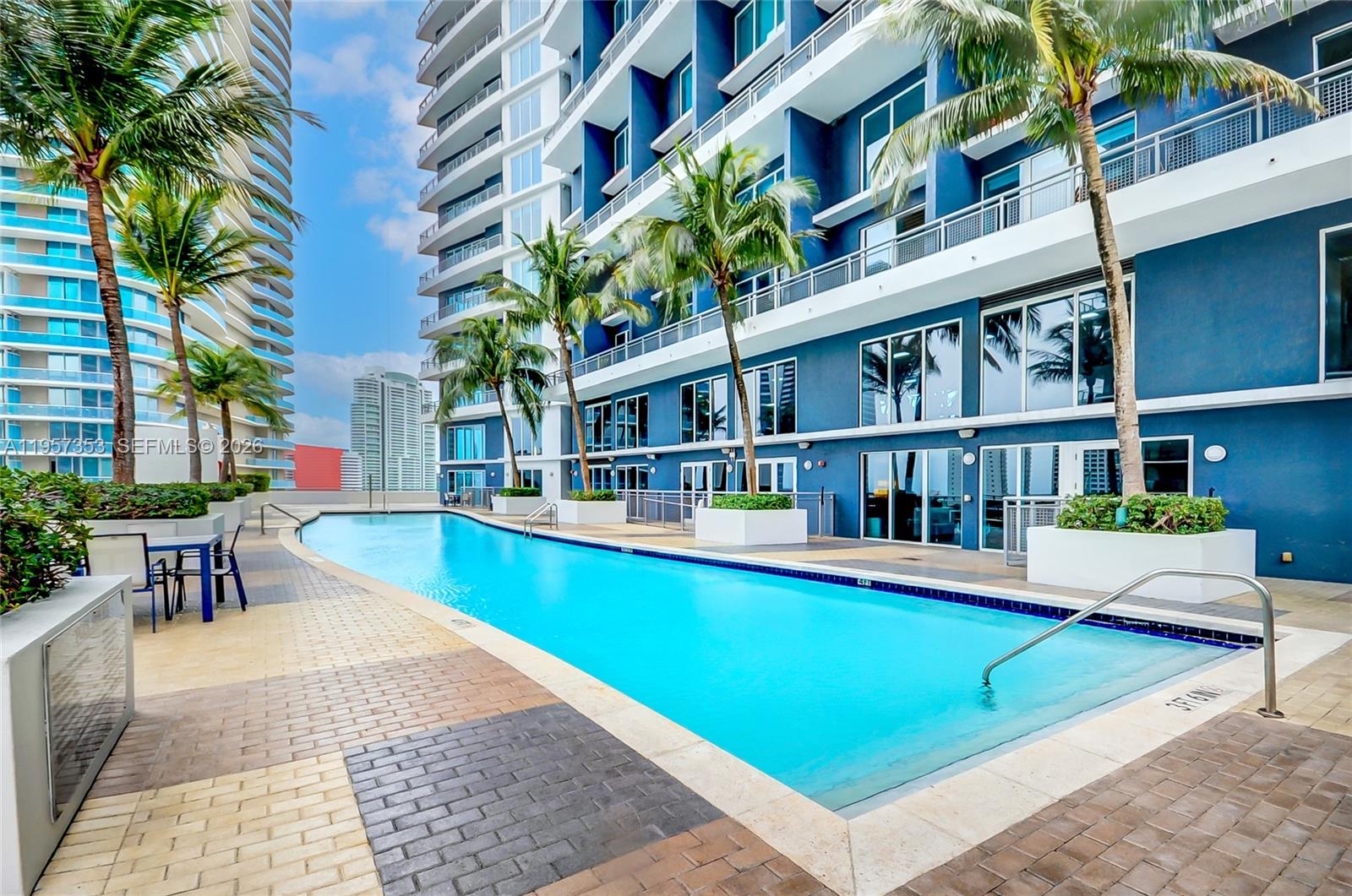 image Infinity at Brickell64