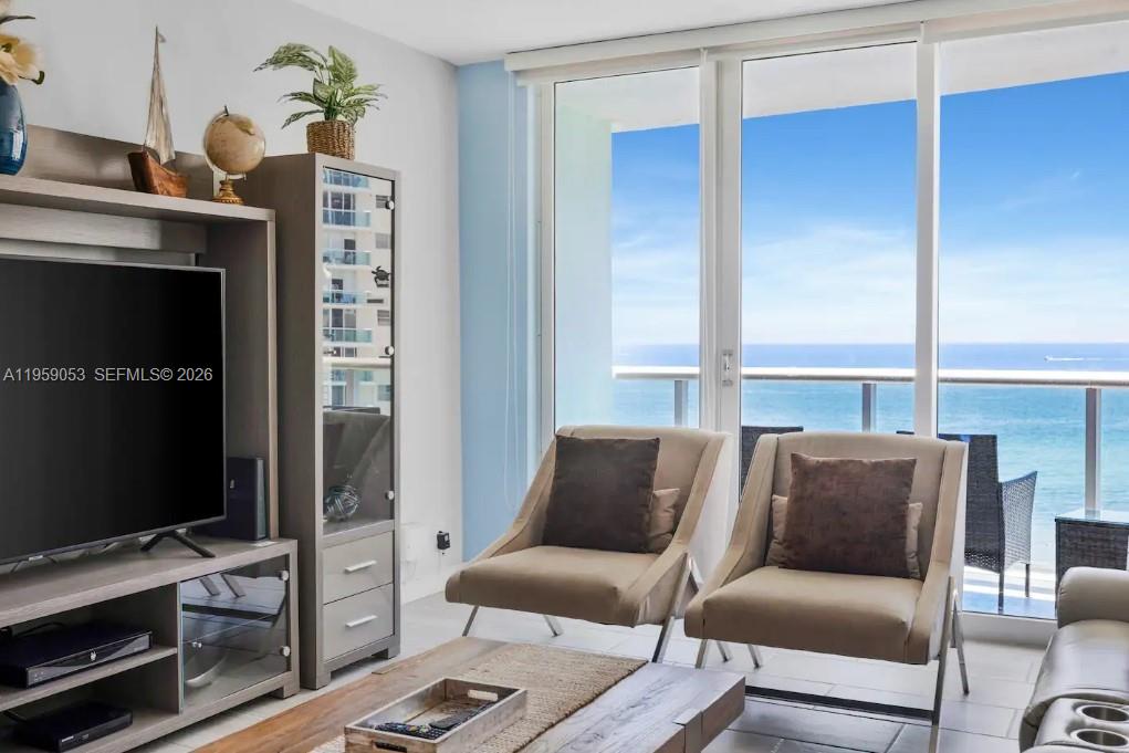 3801 S Ocean Dr #11N Hollywood, FL 33019