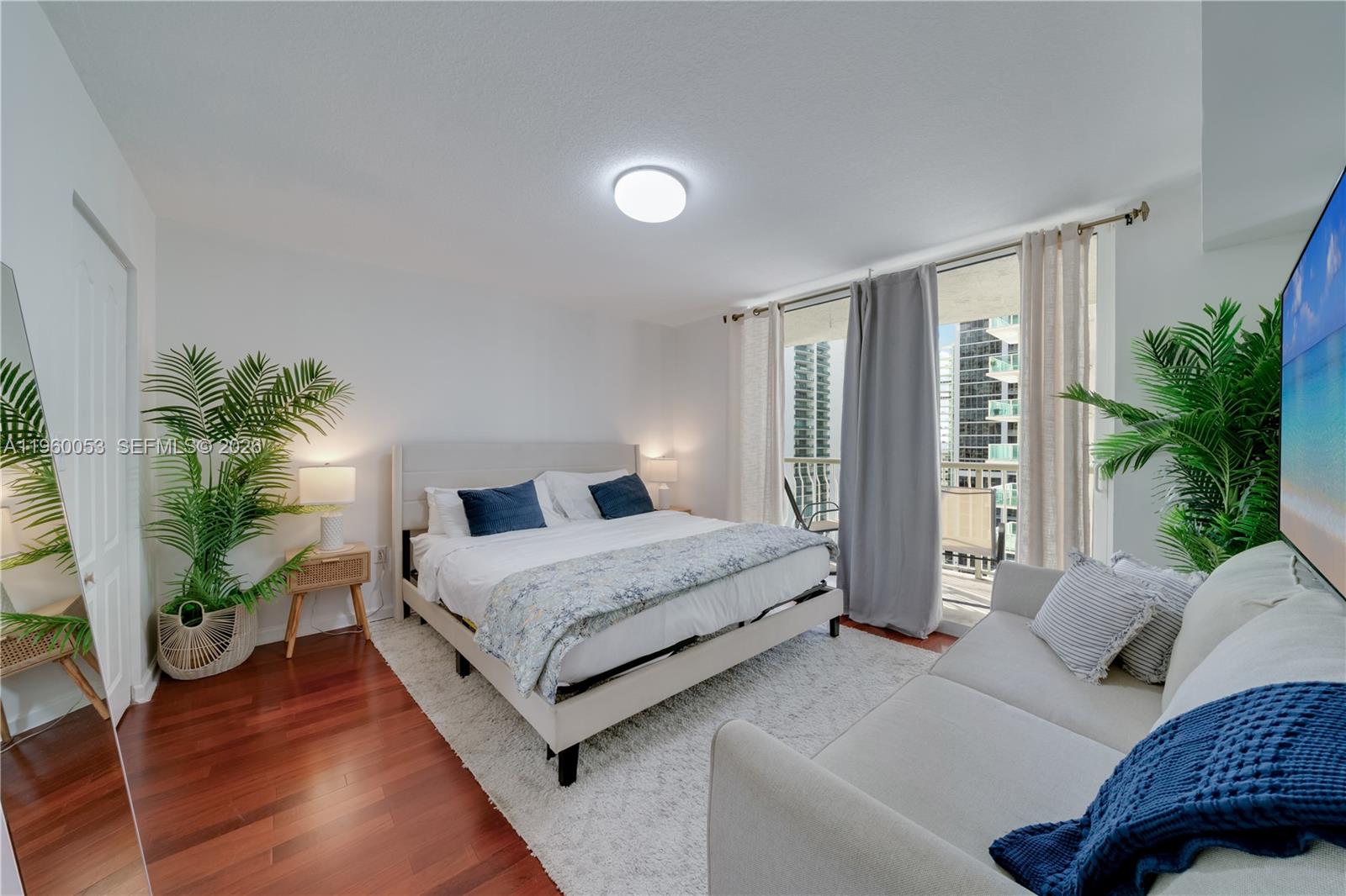 image The Club at Brickell Bay18