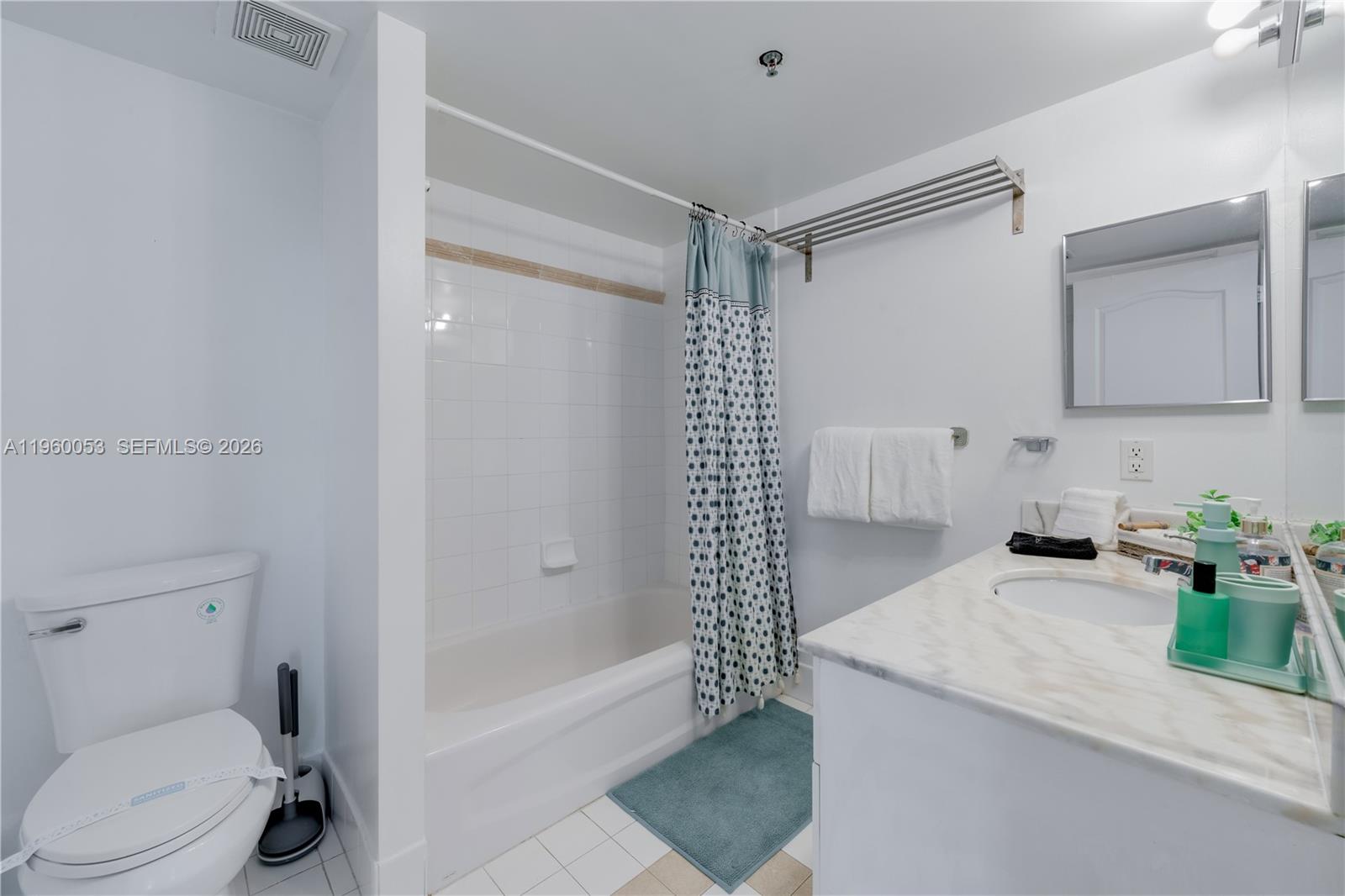 image The Club at Brickell Bay21