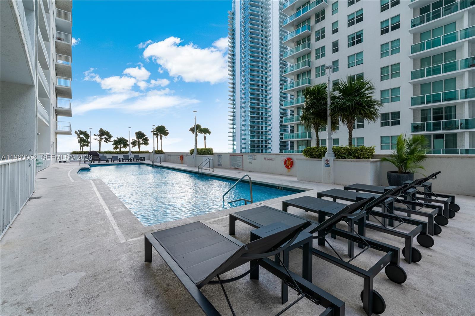 image The Club at Brickell Bay27