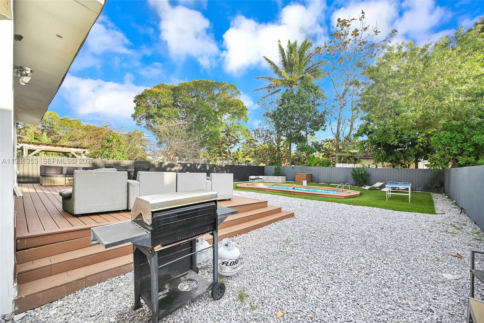 112 NW 53rd St Miami, FL 33127