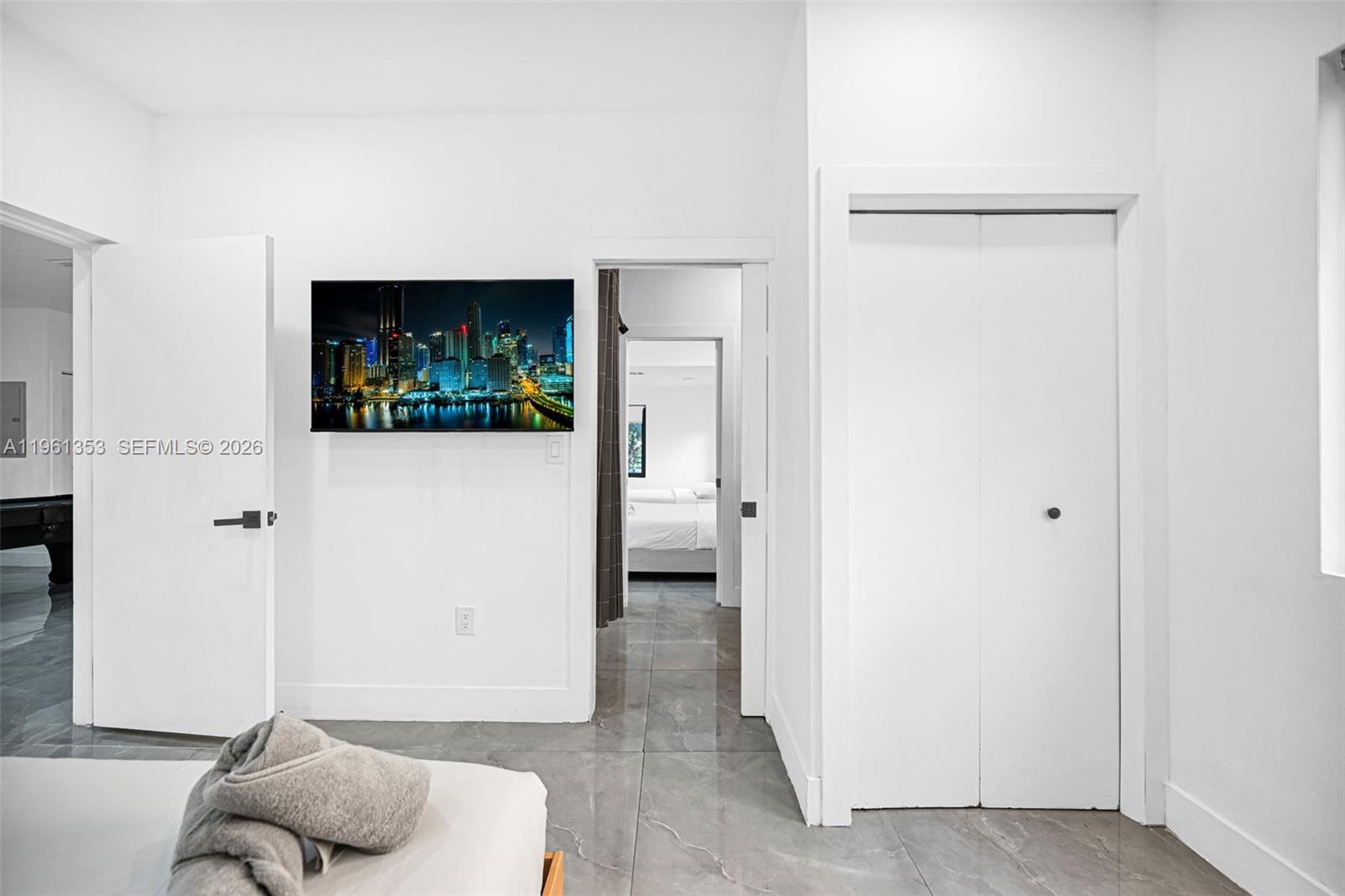 112 NW 53rd St Miami, FL 33127