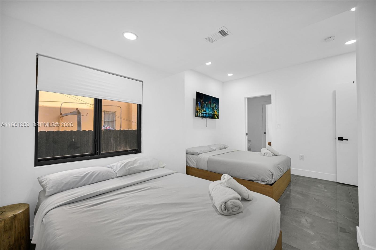 112 NW 53rd St Miami, FL 33127