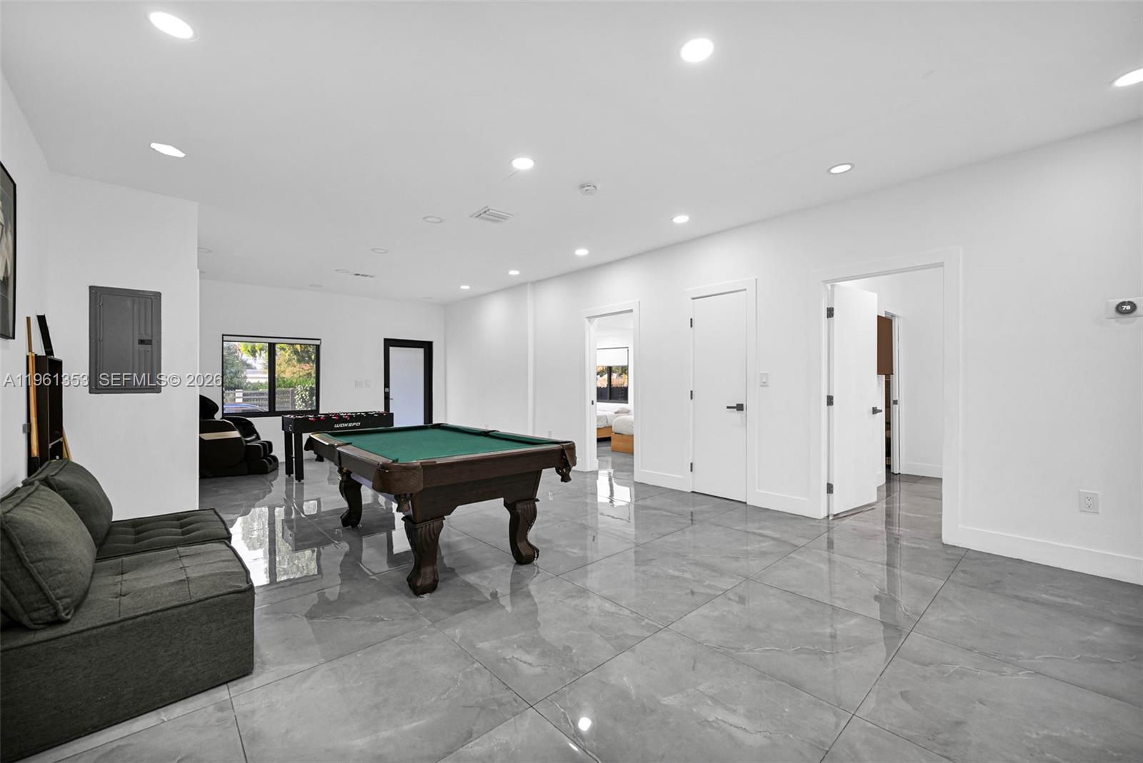 112 NW 53rd St Miami, FL 33127